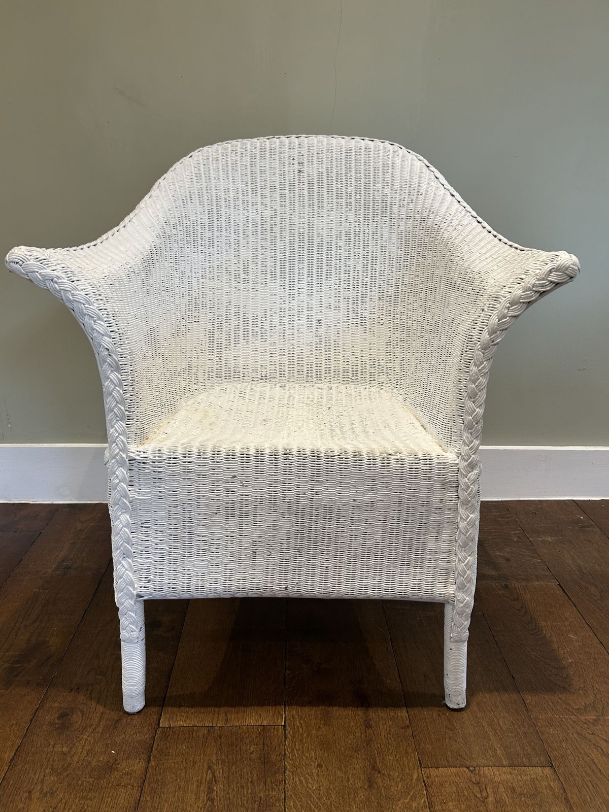 Vintage Painted Wicker Tub Chair – Lloyd Loom Style