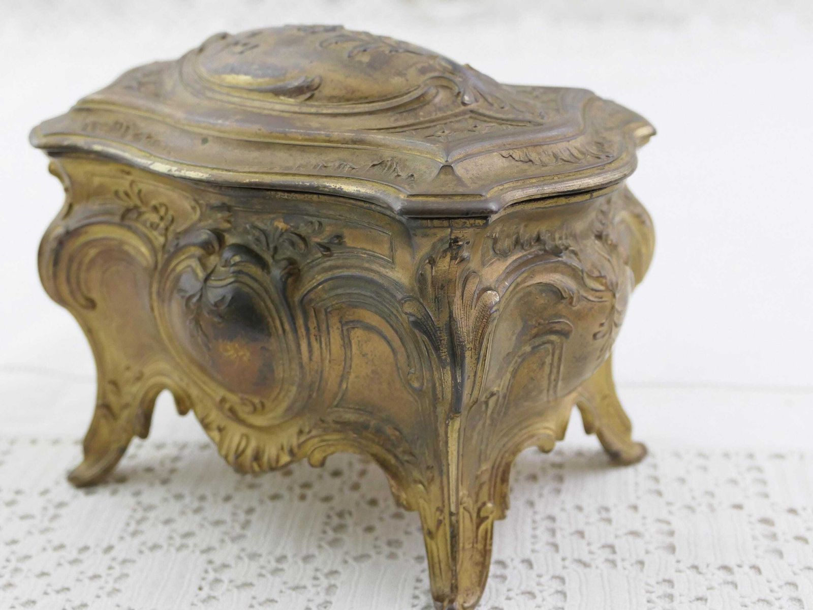 photo furniture Antique French Worn Gold Plated Bronze Ornate 4 Legged Jewelry Box, Retro Rococo Style Casket France, Parisian Versailles Brocante Decor