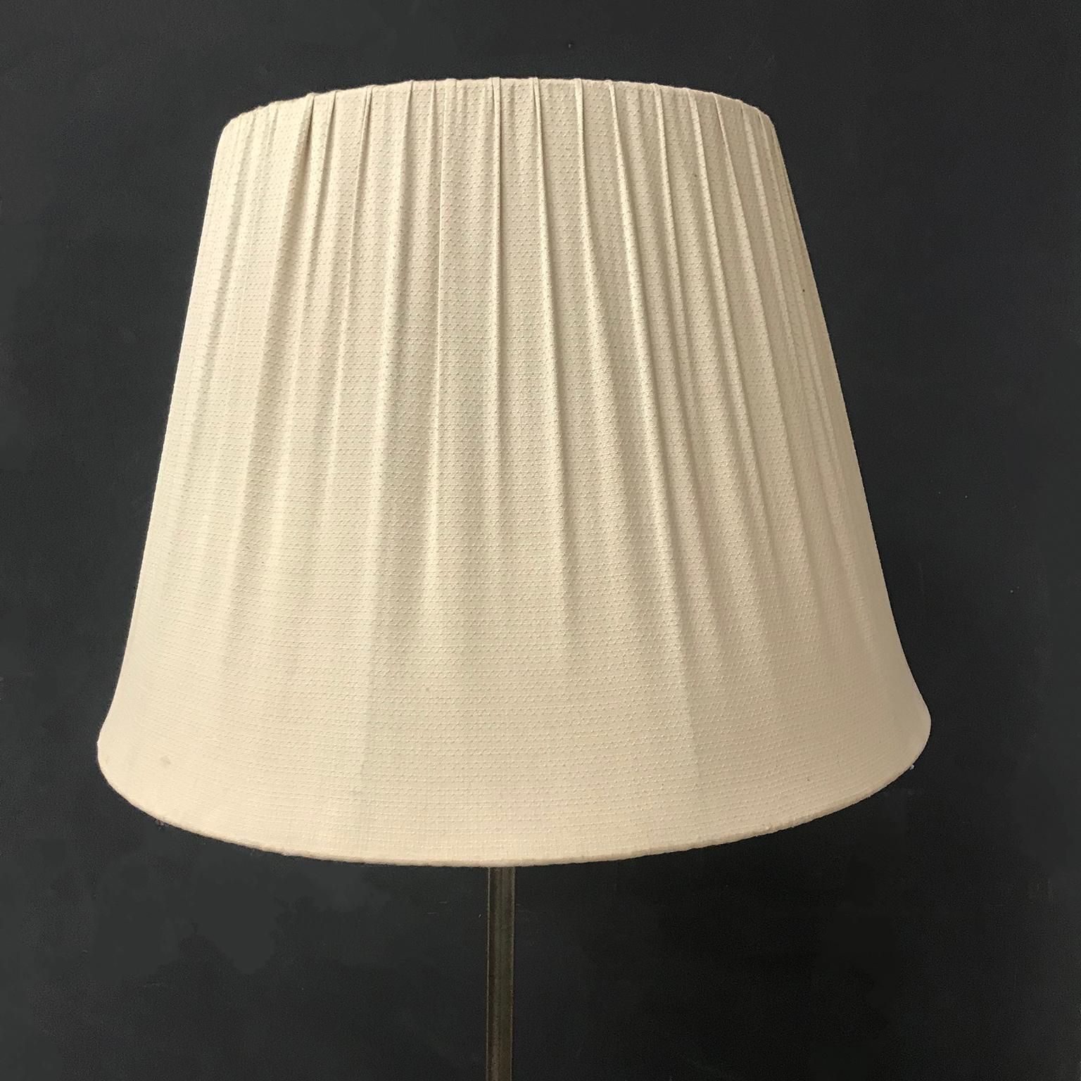 1935, W.H. Gispen Lamp 6004 Or 640b In Good Condition photo furniture