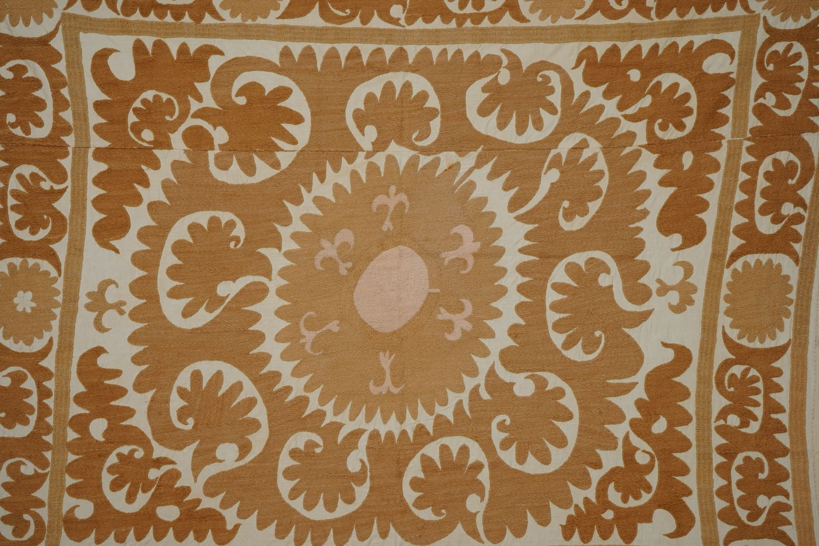 Handmade Suzani Pattern Beige & Terracotta Textile – Boho Embroidered Table Decor 3'6'' X 4'2'' photo 200.0
