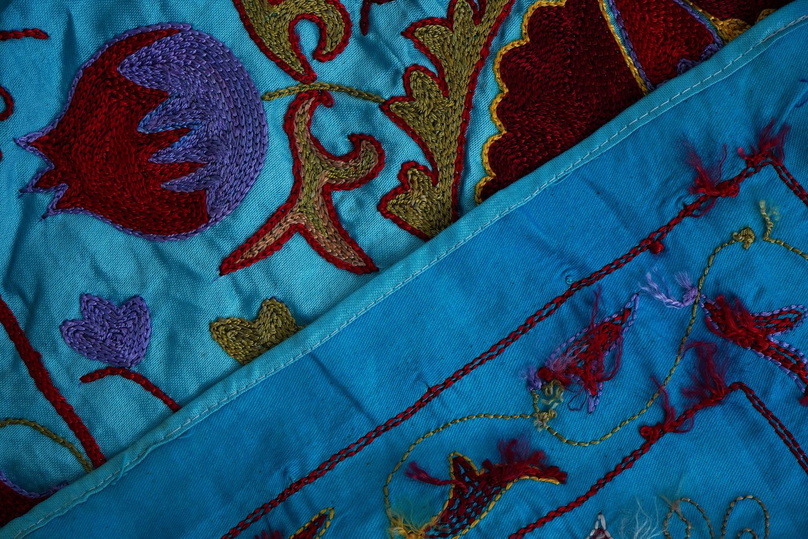 Blue Uzbek Suzani Wall Art – Camel & Floral Motif Embroidery 3'4'' X 6'2'' photo vintage