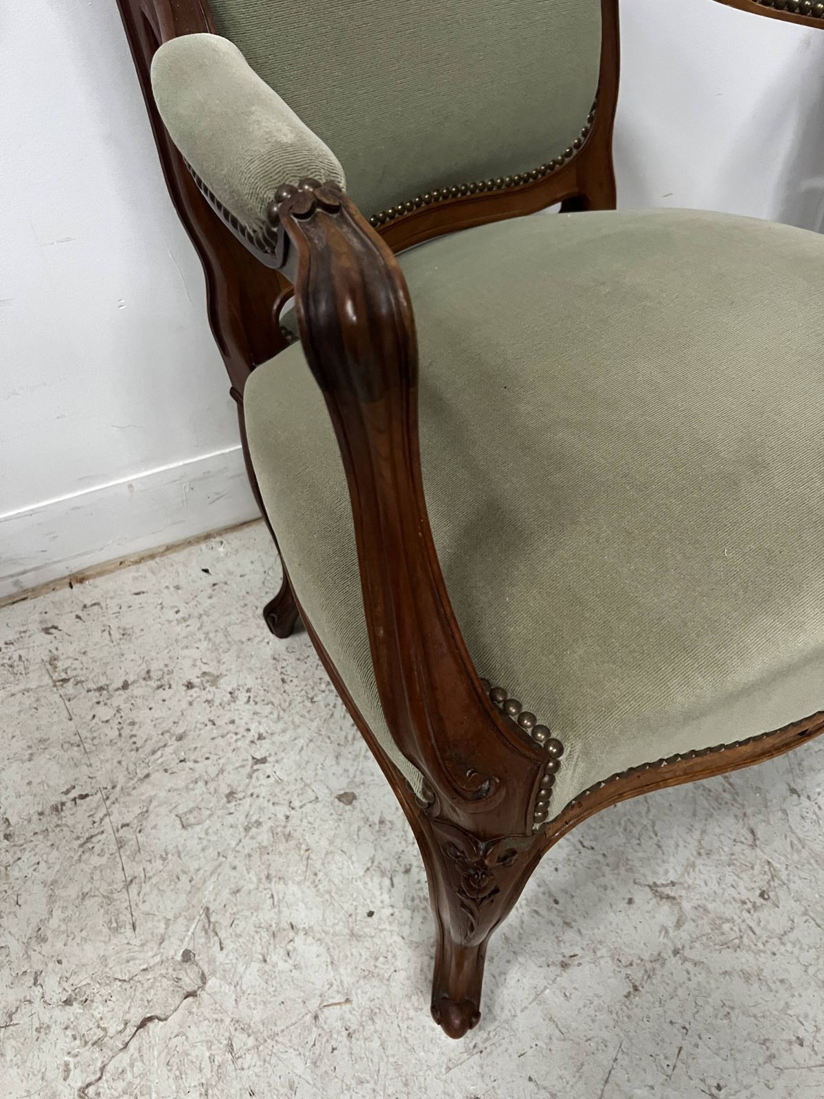 photo vinterior Pair Of Louis XV Style Armchairs In Solid Walnut, 20th Century.