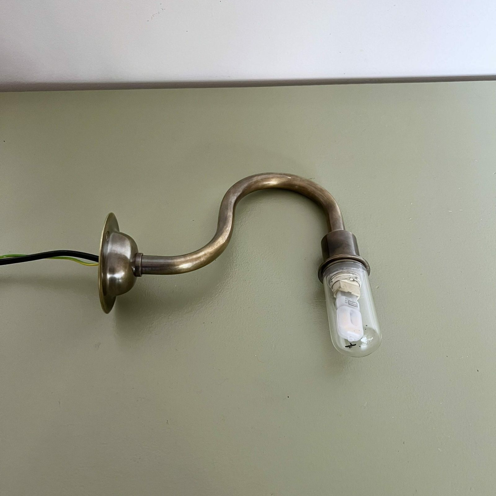 Contemporary Antique Brass Ip44 Rated Wall Light Swan Neck Arms photo furniture