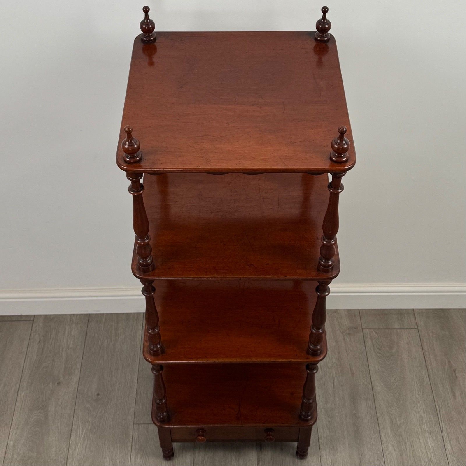 photo furniture Antique 19th Century Fine Quality Cabinet In Mahogany
