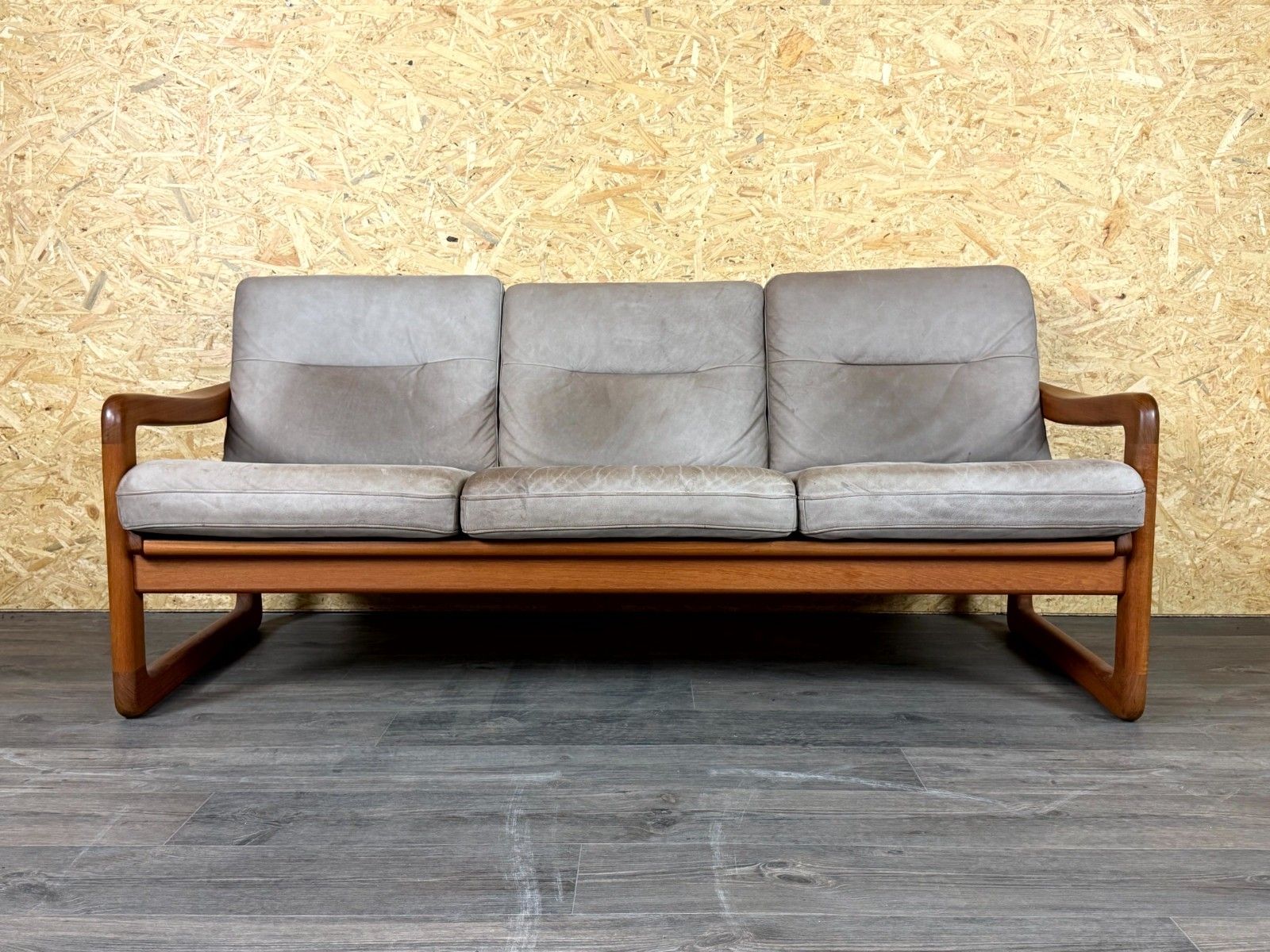 photo vintage 60s 70s Teak Sofa 3 Seater & 2x Armchairs Easy Chair Holstebro Møbelfabrik A/S