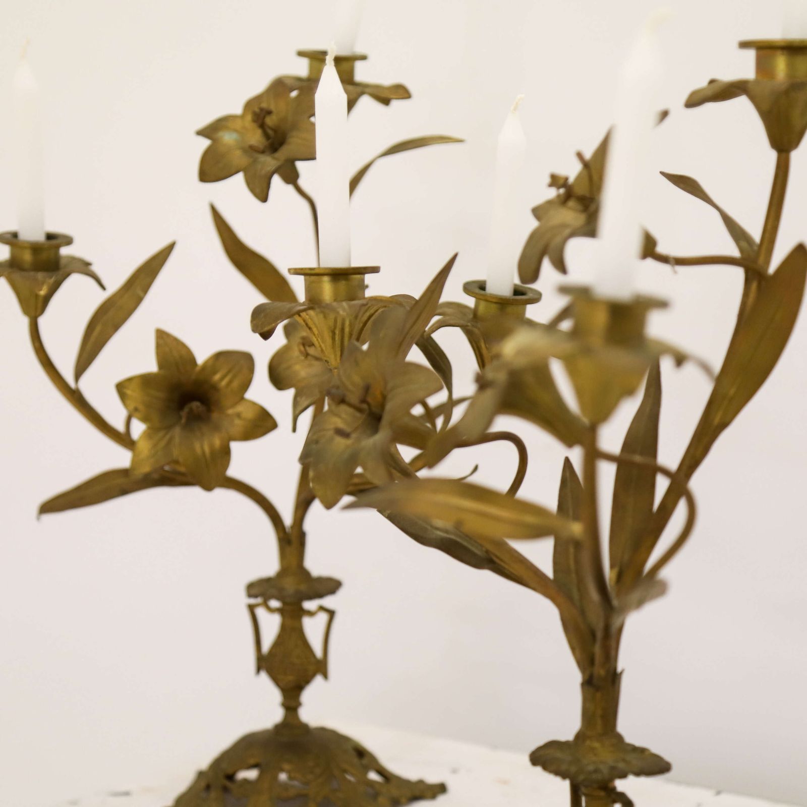 photo vinterior Pair Of Antique French Gilt Church Candelabra With Floral Branches, C.1900