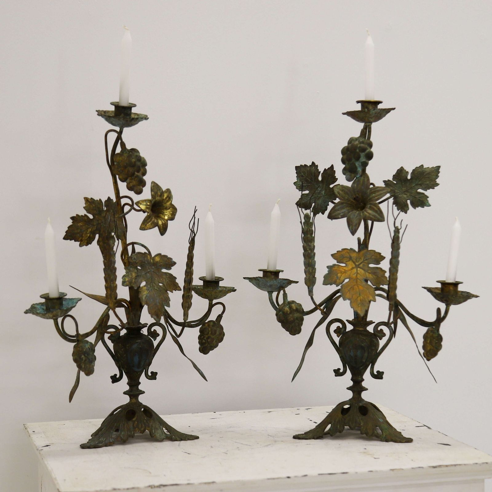 Pair Of 19th Century French Gilt Church Candelabra With Wheat & Grapes, C.1850 1890 photo vinterior