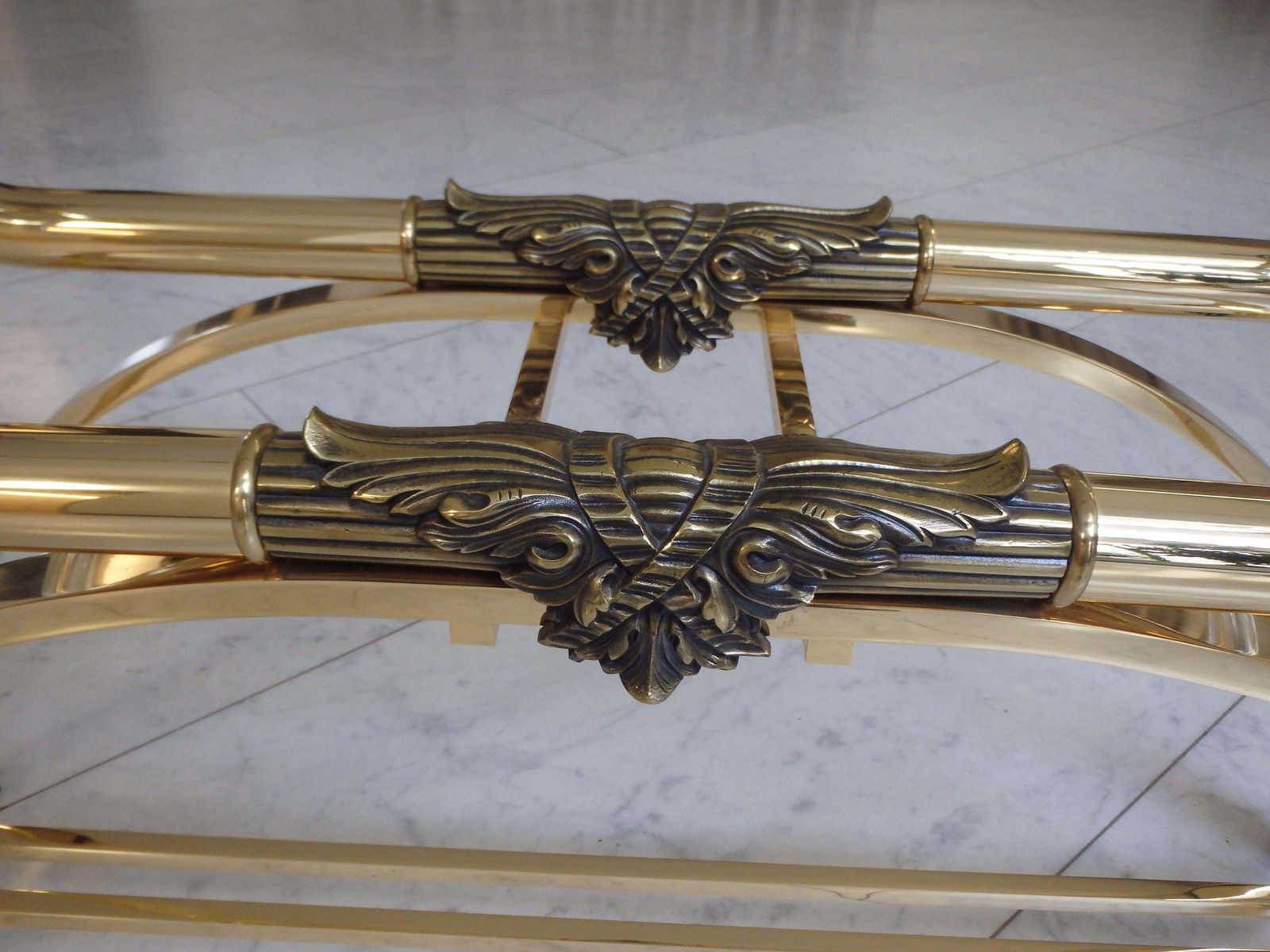 photo vintage Sophisticated Console Brass And Plexiglass With Cut Glass Top By Gianni Versace
