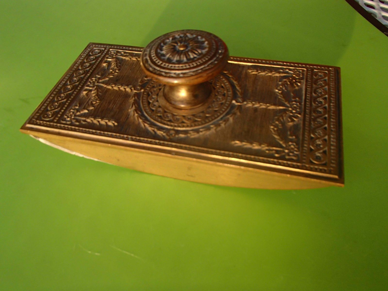 photo furniture Art Nouveau Desk Set By Tiffany Calendar, Ink Dryer, Box And Clip