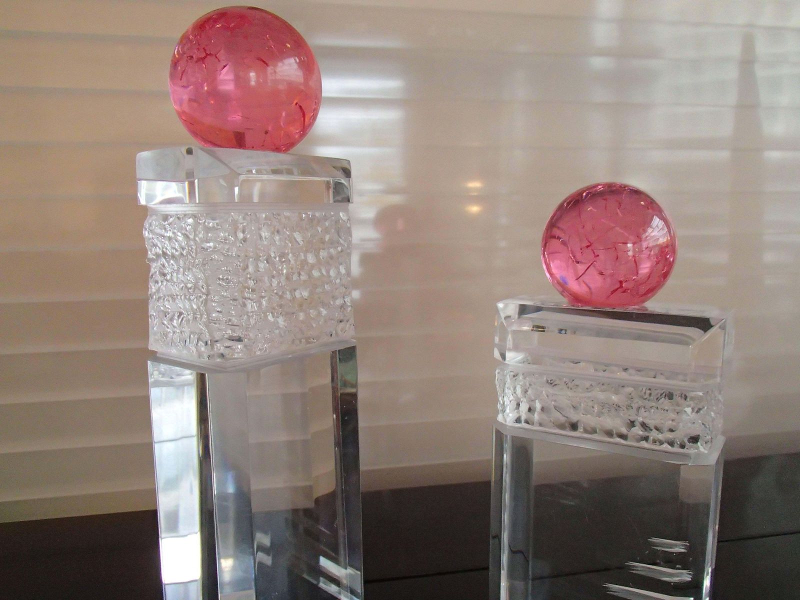 Pair Of Modern Haziza Plexi Glass Sculptures Transparent And Pink Ball photo 1224.0