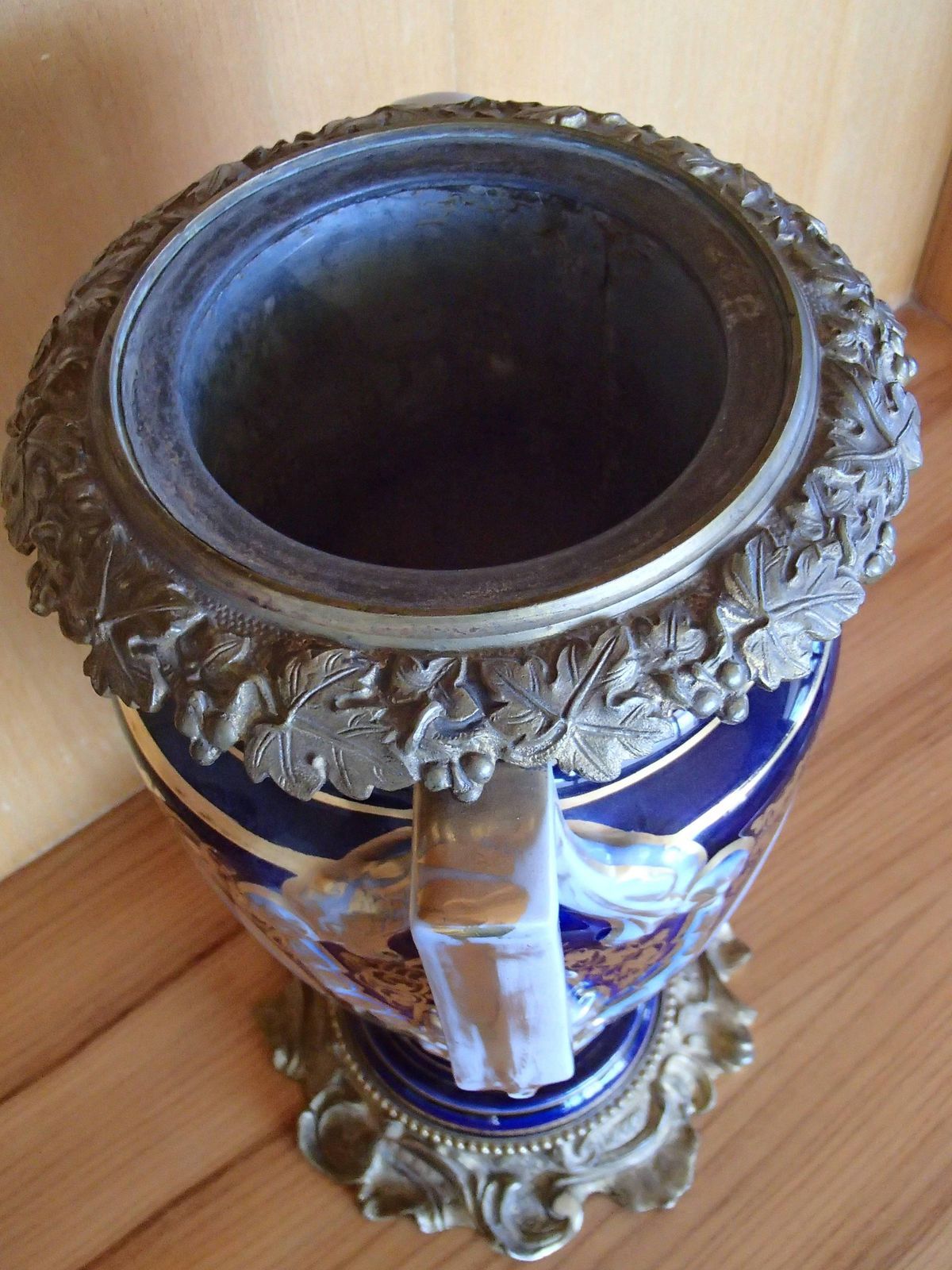 Napoleon III Amphora Shaped Porcelain Sèvre Vase With Bronze Parts photo vintage