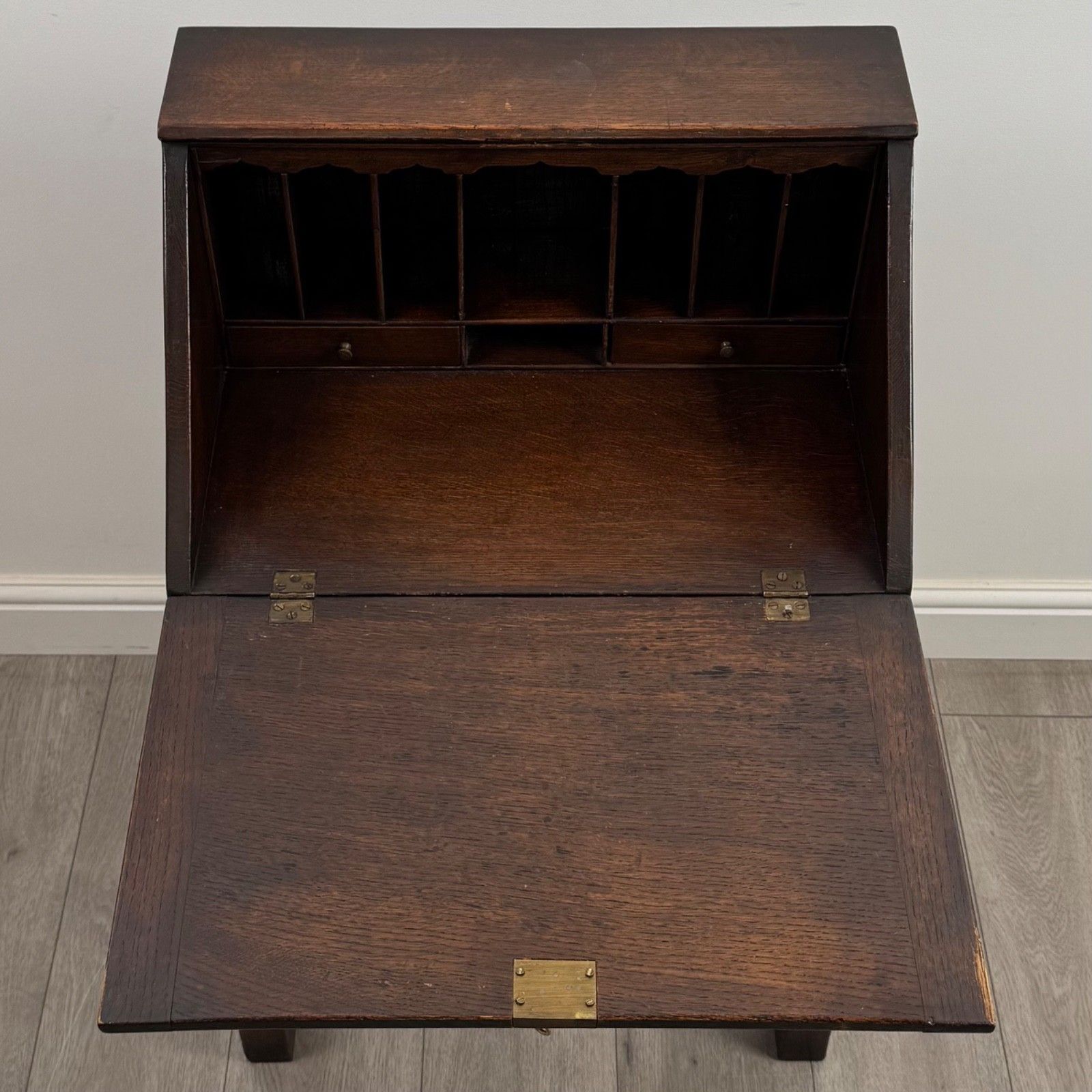 Furniture Antique 20th Century Fine Quality Small Oak Bureau photo