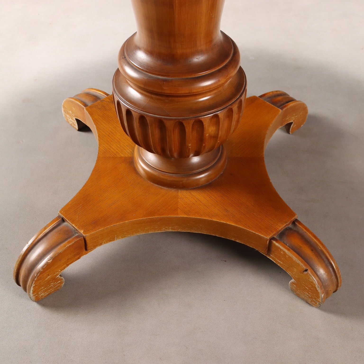 950.0 Antique Table Mahogany Ash Extendable Top Austria XIX Century photo