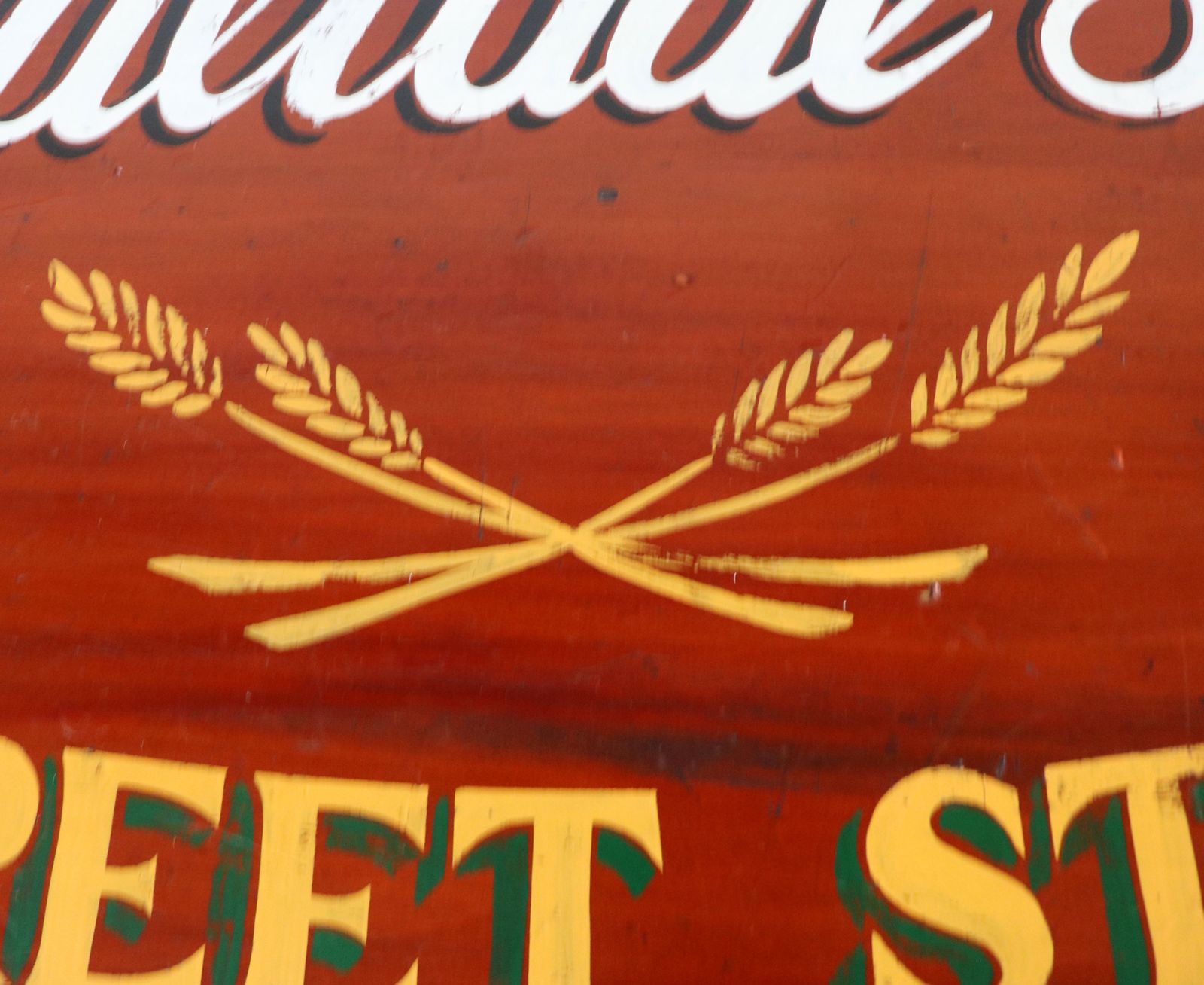 photo buy A Lovely Victorian Painted Pine Chest Of Four Drawers,  Sign Written For The Smiths Agricultural Merchants Of Stafford.