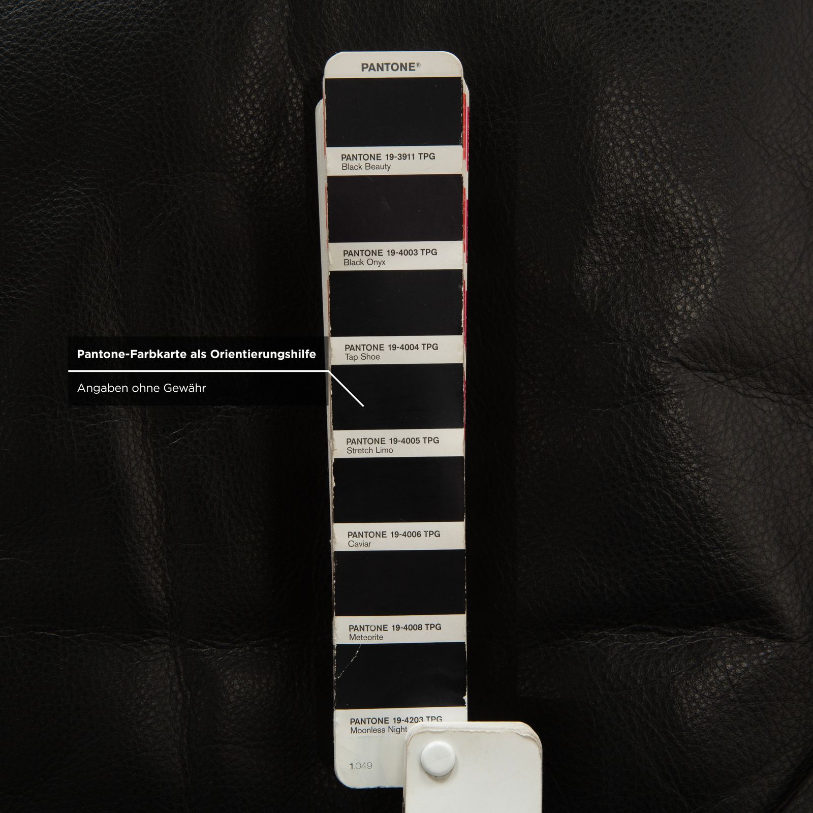 Meubels Cassina LC2 Leren Driezitsbank Zwart photo