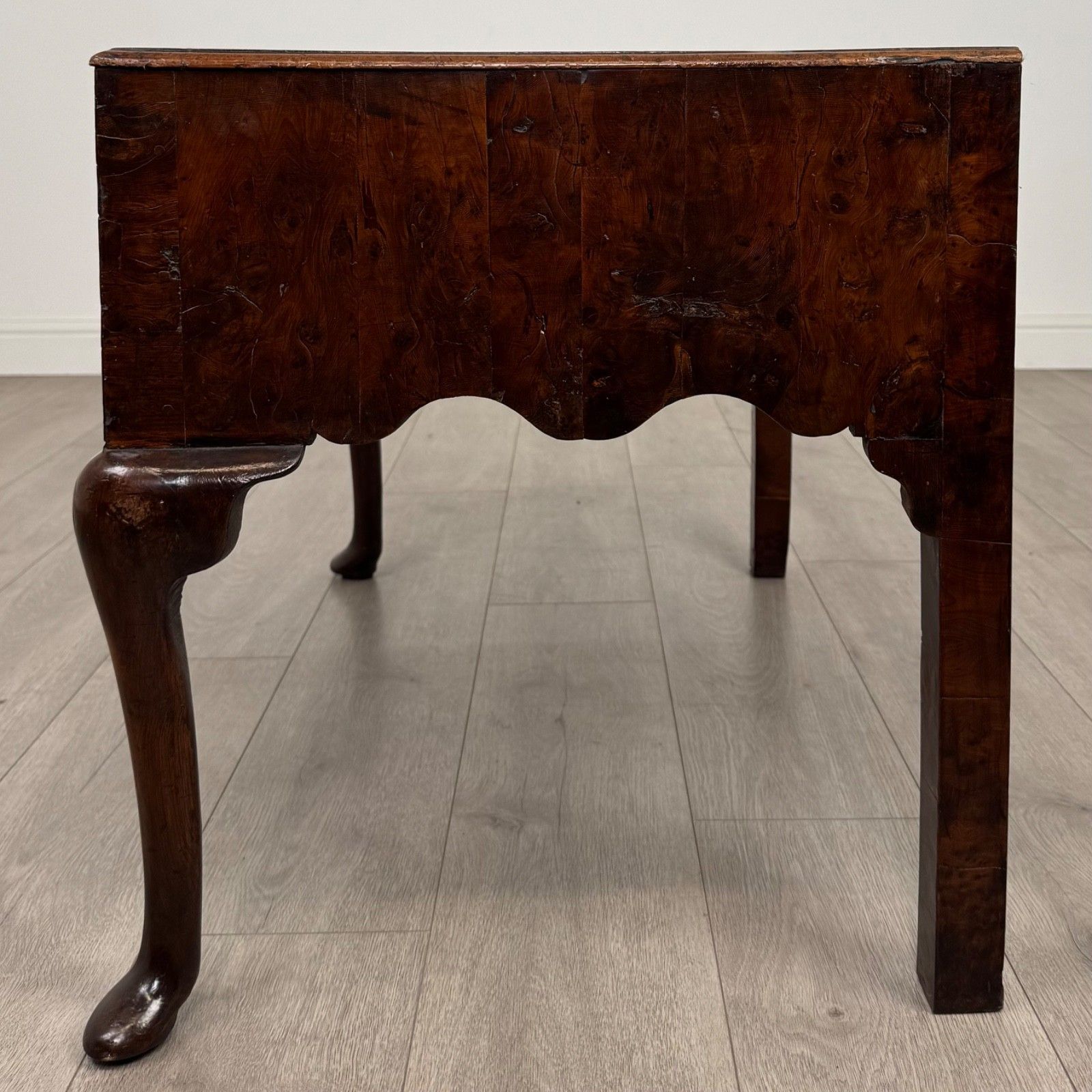 Antique 18th Century Queen Anne Style Low Side Table In Walnut photo for sale