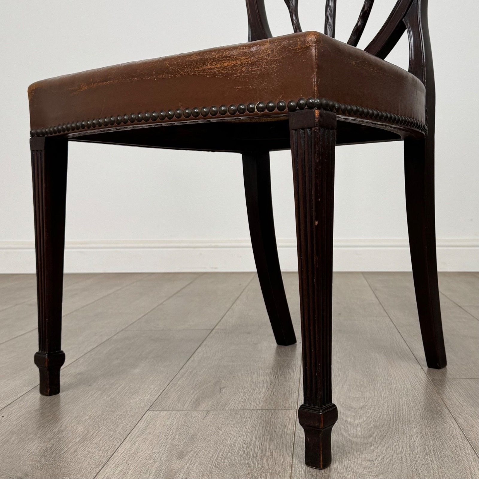 Antique 18th Century Set Of 6 Dining Chairs In Mahogany photo vinterior