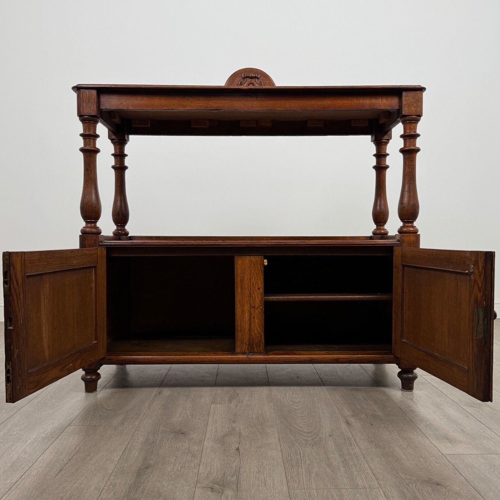 Antique 19th Century Good Quality Cupboard In Oak photo furniture