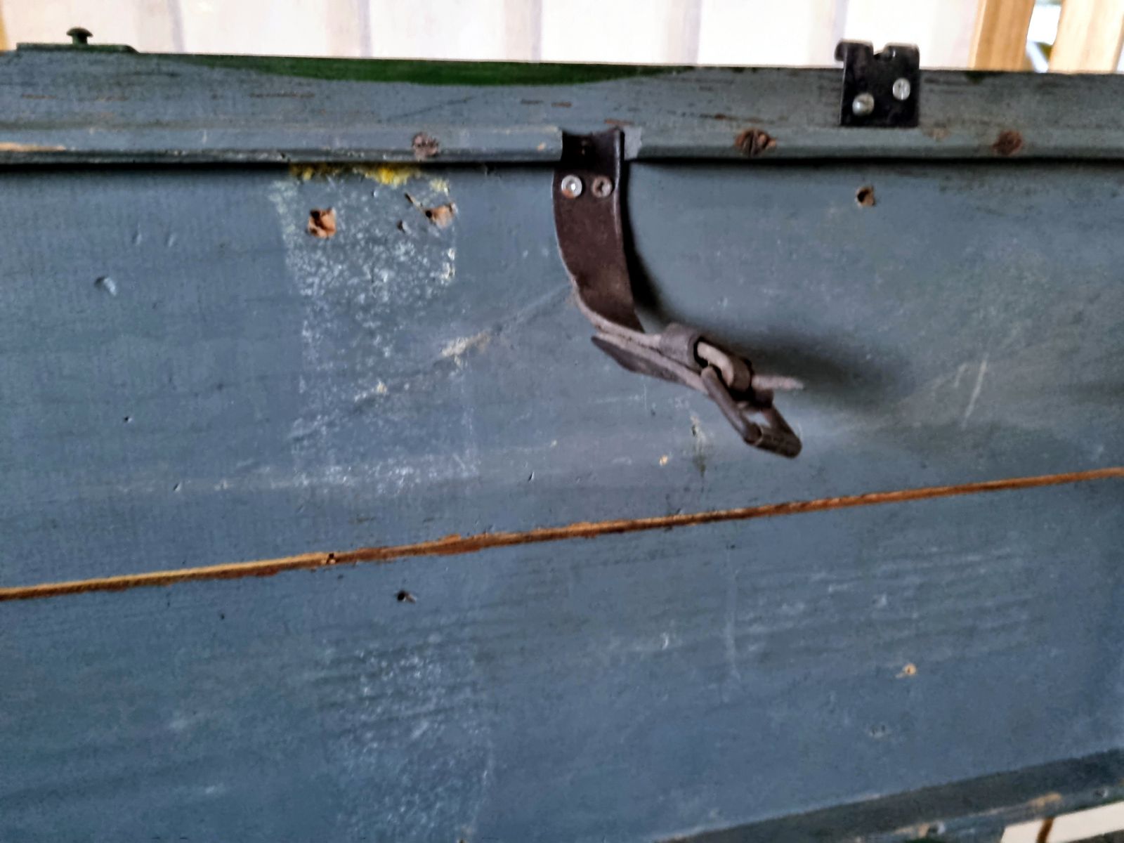 photo vinterior Original Military Equipment Box, Royal Air Force Raf, World War Two British Issue Radio Ammo, Large