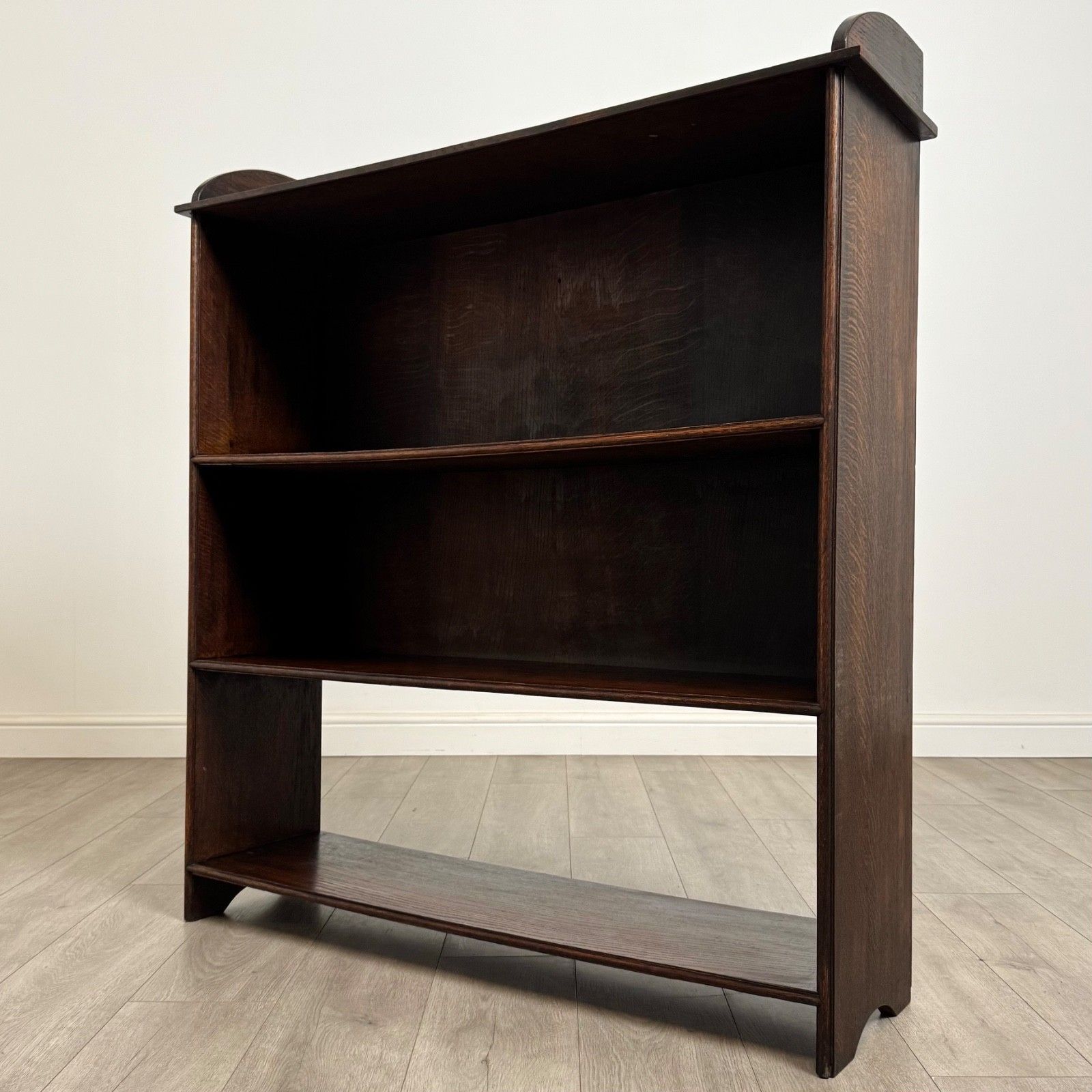 Antique 20th Century Good Quality Open Bookcase In Oak photo for sale