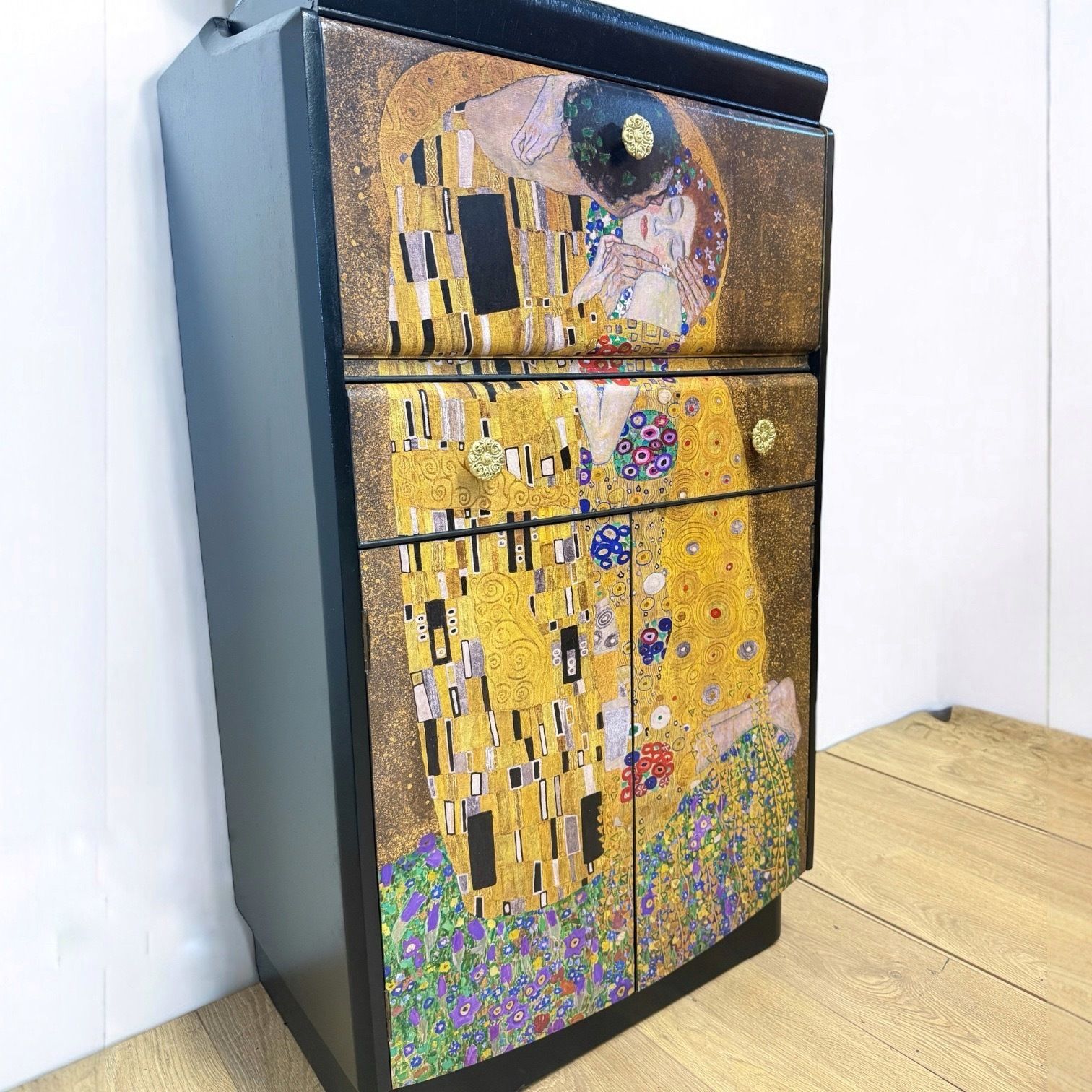 Black Art Deco Nathan Cocktail Cabinet With Gustav Klimt The Kiss Mural, Black, Drinks, Dresser photo vintage