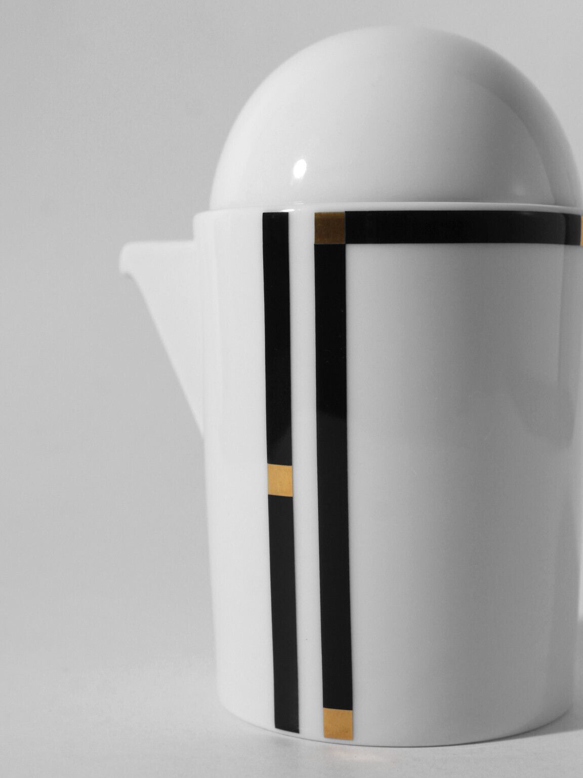 Mario Bellini "Cupola" Porcelain Creamer, For Rosenthal, 1980s photo furniture