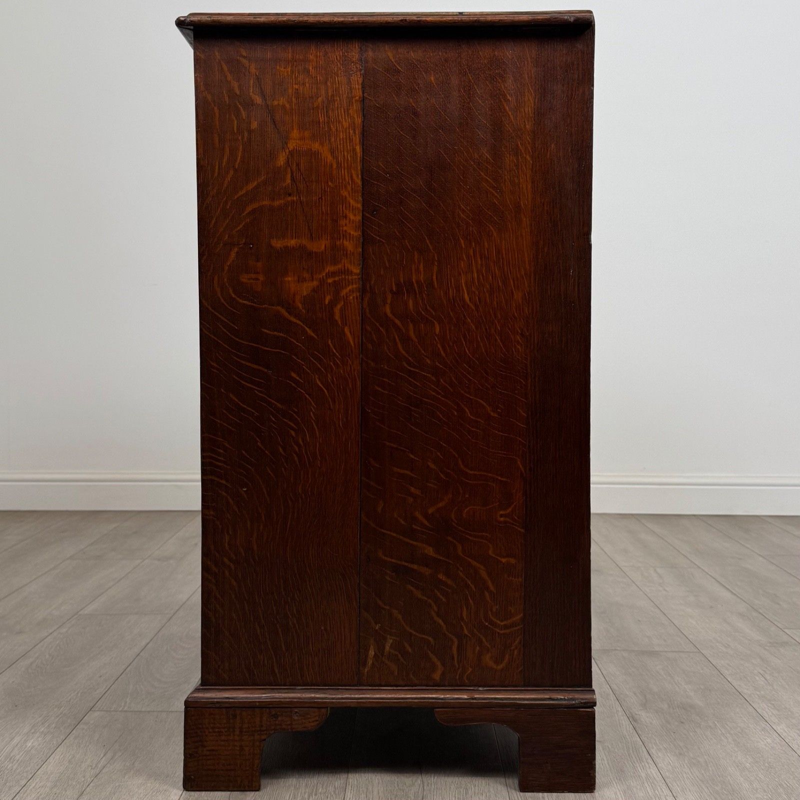 Antique 18th Century Good Quality Chest Of Drawers In Oak photo for sale