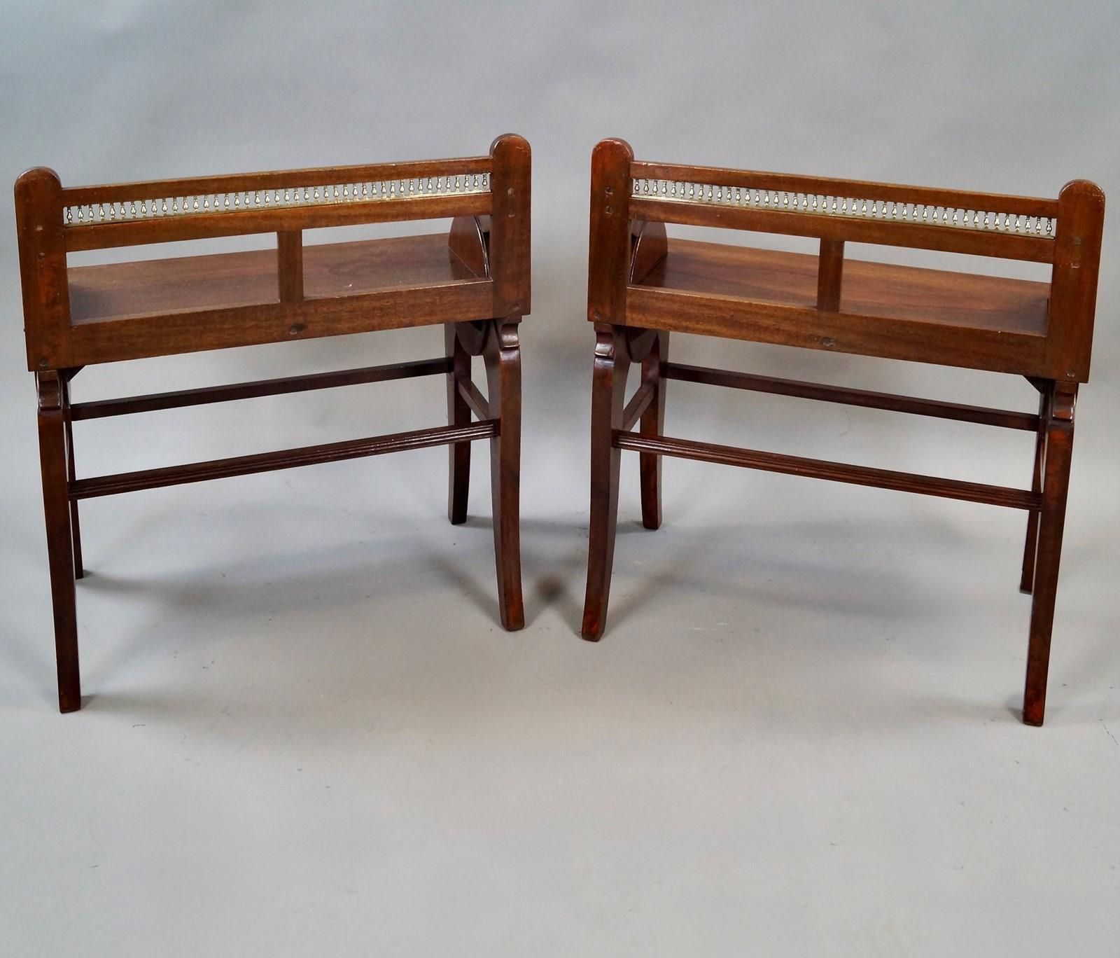 An Excellent Pair Of Mahogany Jas Shoolbred Benches photo vinterior