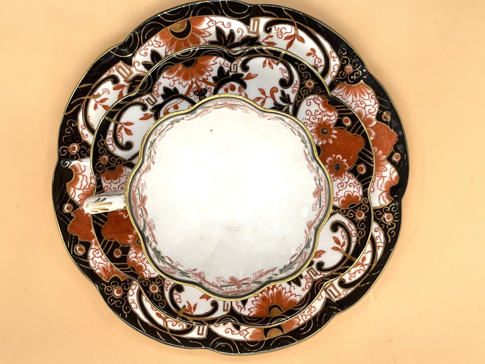 photo vintage Antique Wileman Foley Pre Shelley Fairy Shape Black Japan Pattern Tea Trio. C1889. Rd.119503. 153594. 4326.