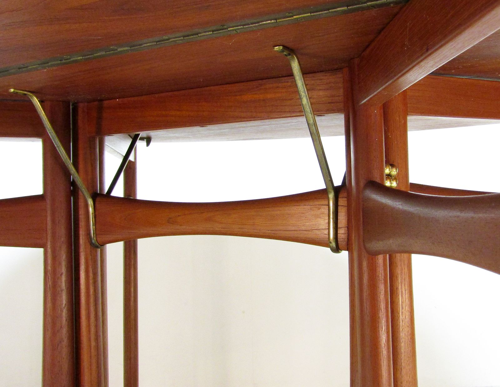 1960s Danish Gate Leg "20 59" Dining Table In Teak By Peter Hvidt photo 3500.0