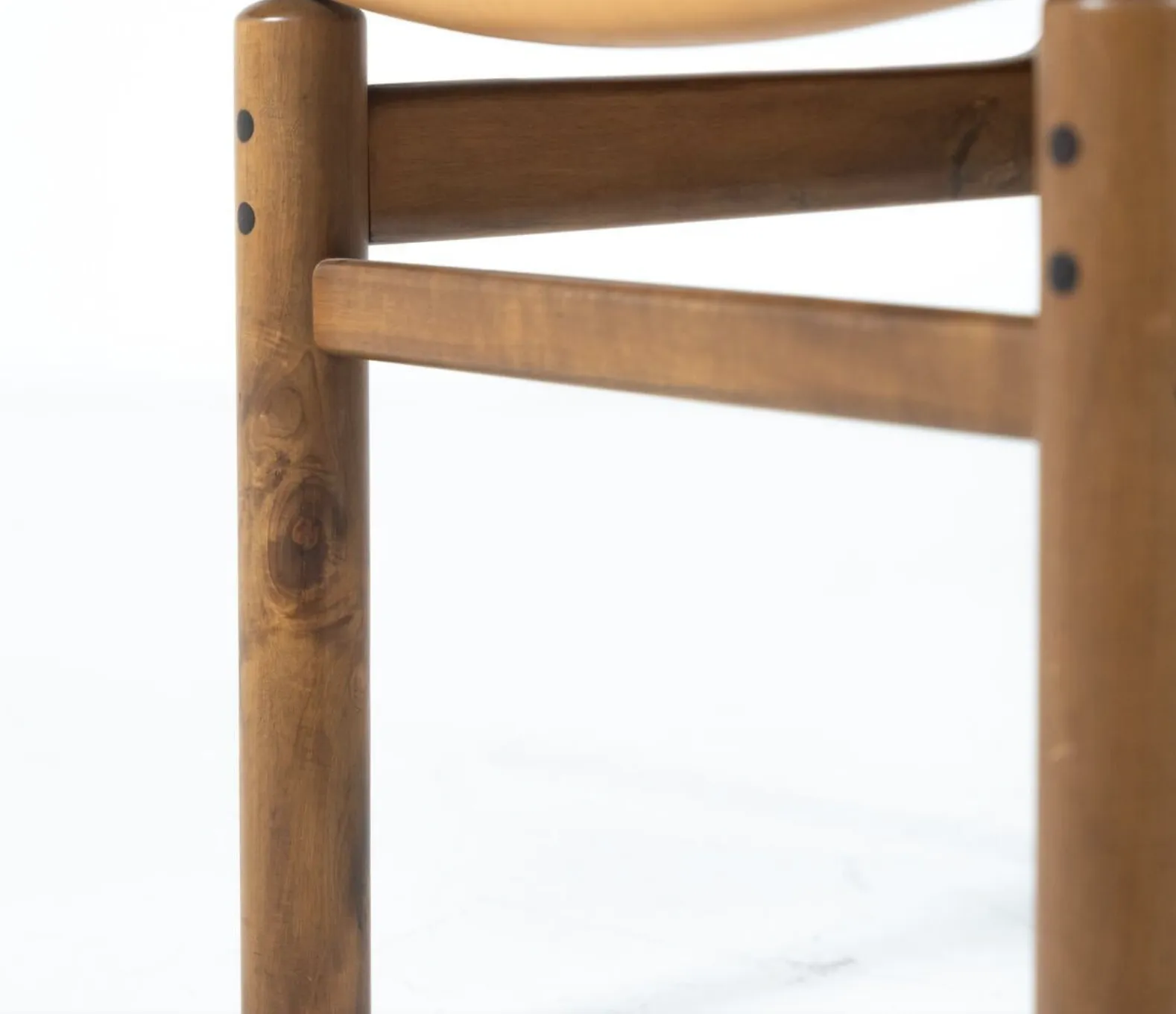 Mid Century Modern Set Of 6 Leather Dining Chairs By Ilmari Tapiovaara photo vinterior