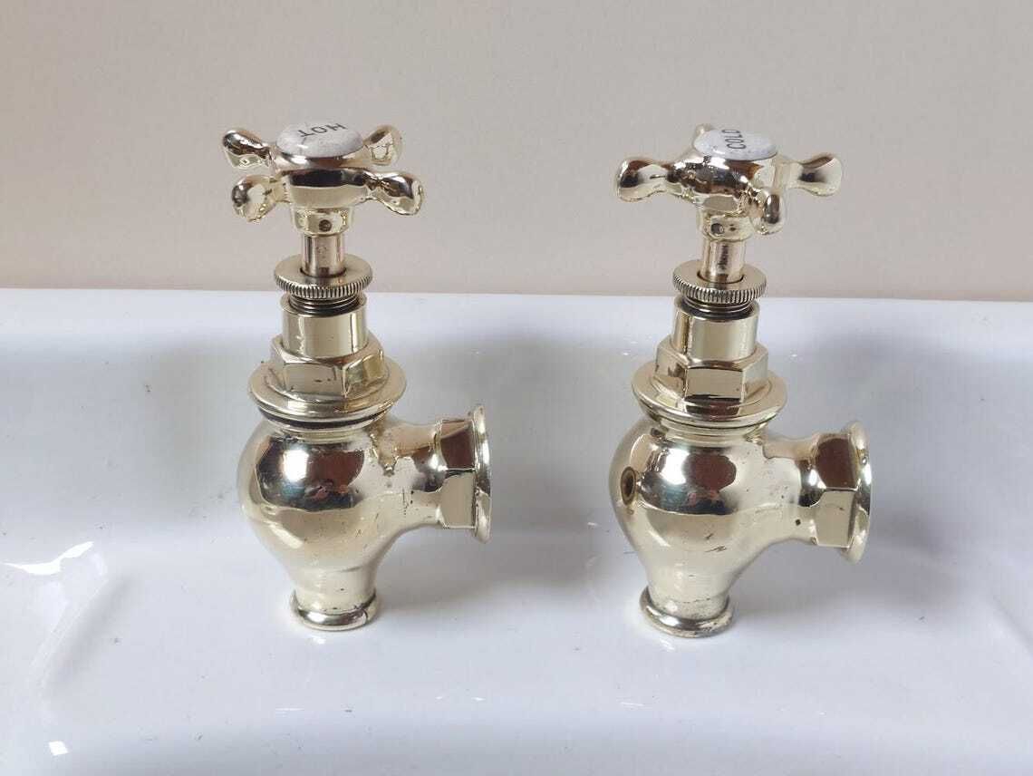 Victorian Brass Globe Bath Taps, Polished And Overhauled photo vinterior