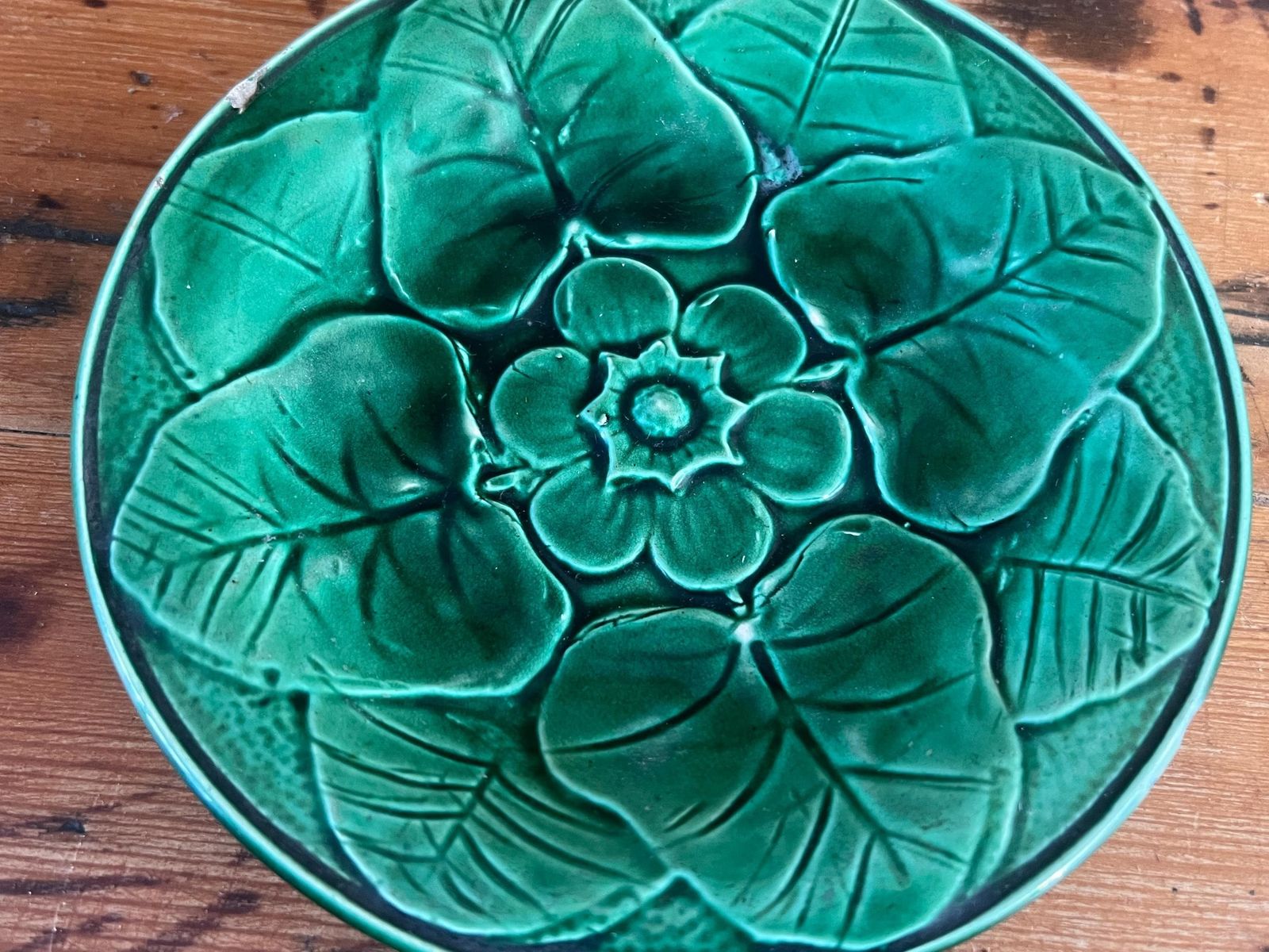Antique Victorian Majolica Lily Pad Plate   Rare Deep Green Glazed Relief 19th Century British Pottery   Grandmillennial Plate Wall Decor photo for sale