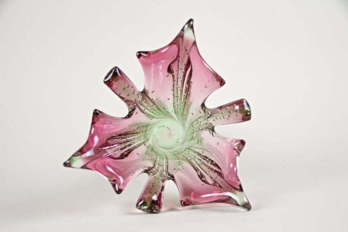photo vinterior 20th Century Sommerso Murano Glass Vase   Pink/ Green, Italy, Circa 1960/70