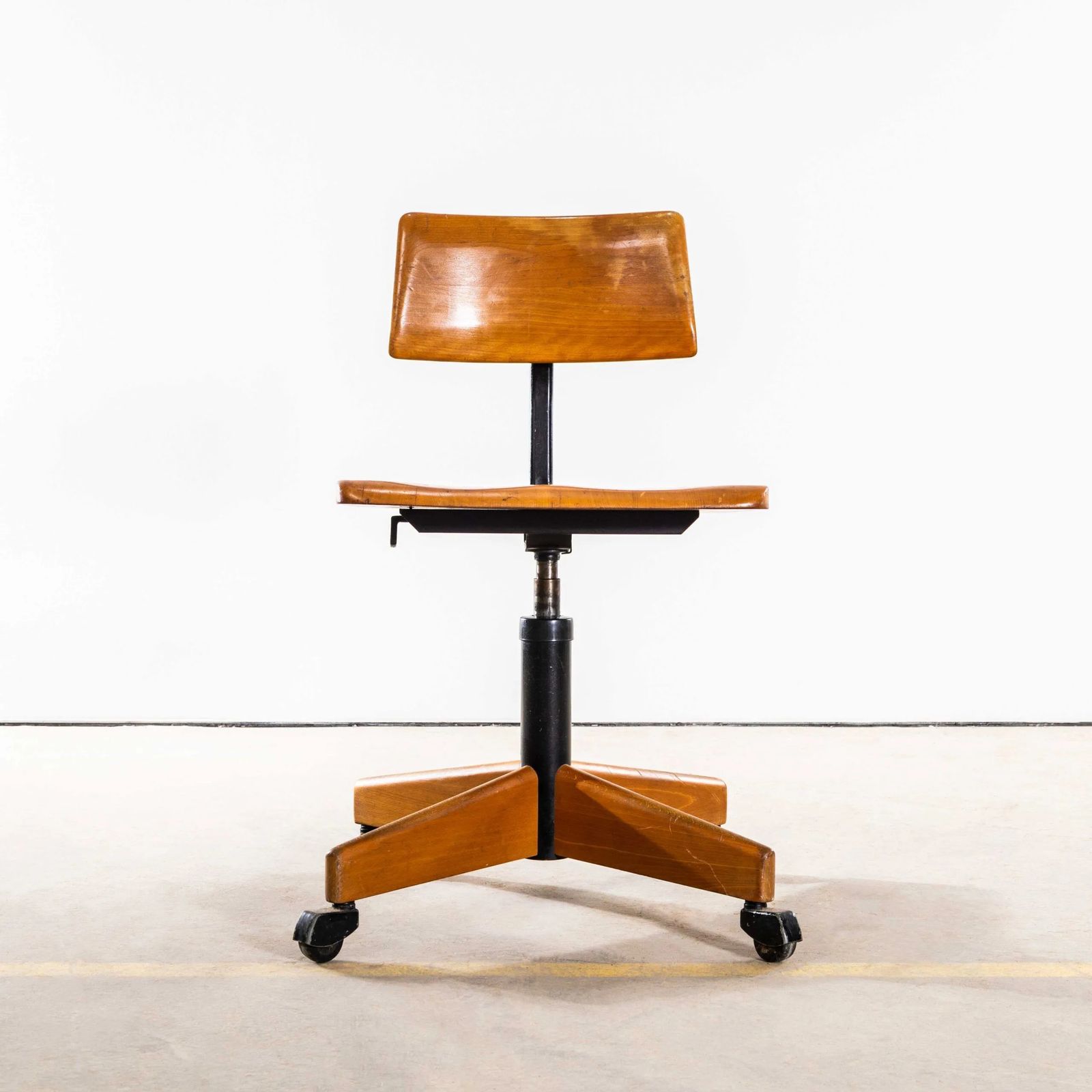1960’s Giroflex Angular Simple Swivel Desk Chair