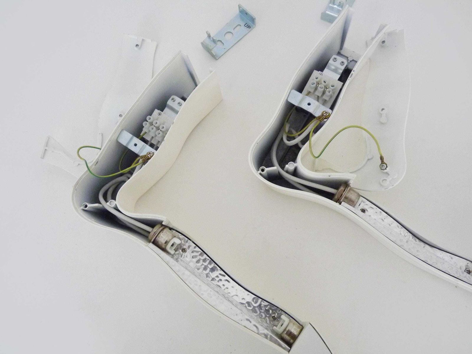 Lighting Pair Of Italian Fontana Arte Yves Wall Lights, White, 2008 photo