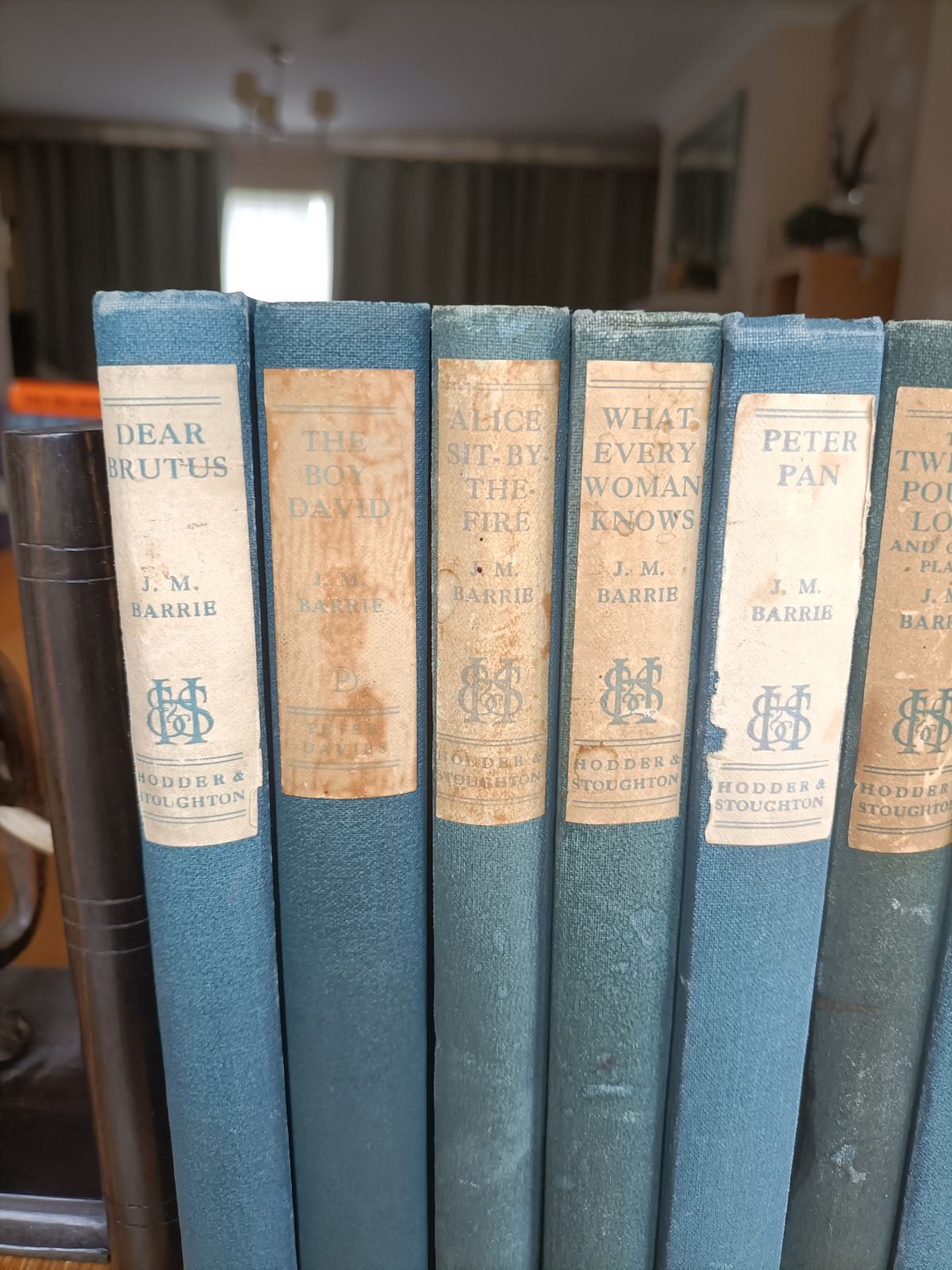 16 Plays And Works Of J.M.Barrie In Hardback. photo furniture