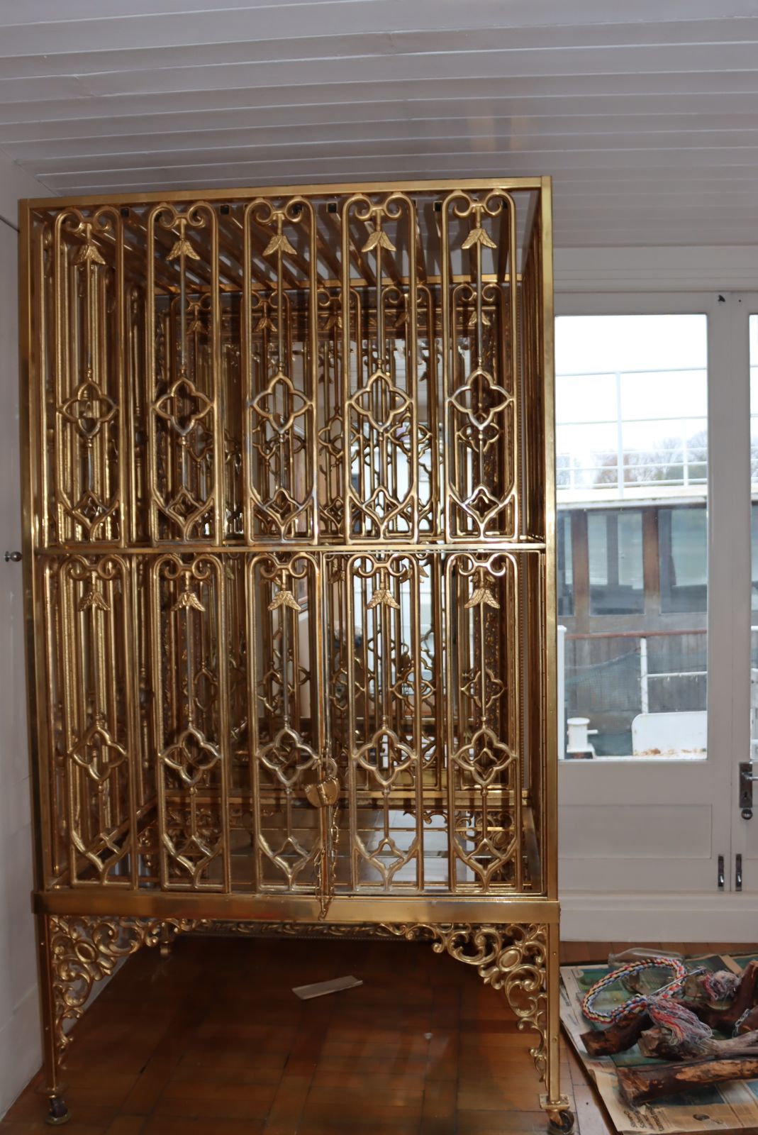 Substantial 24 Carat Plated Bird Cage photo 5000.0