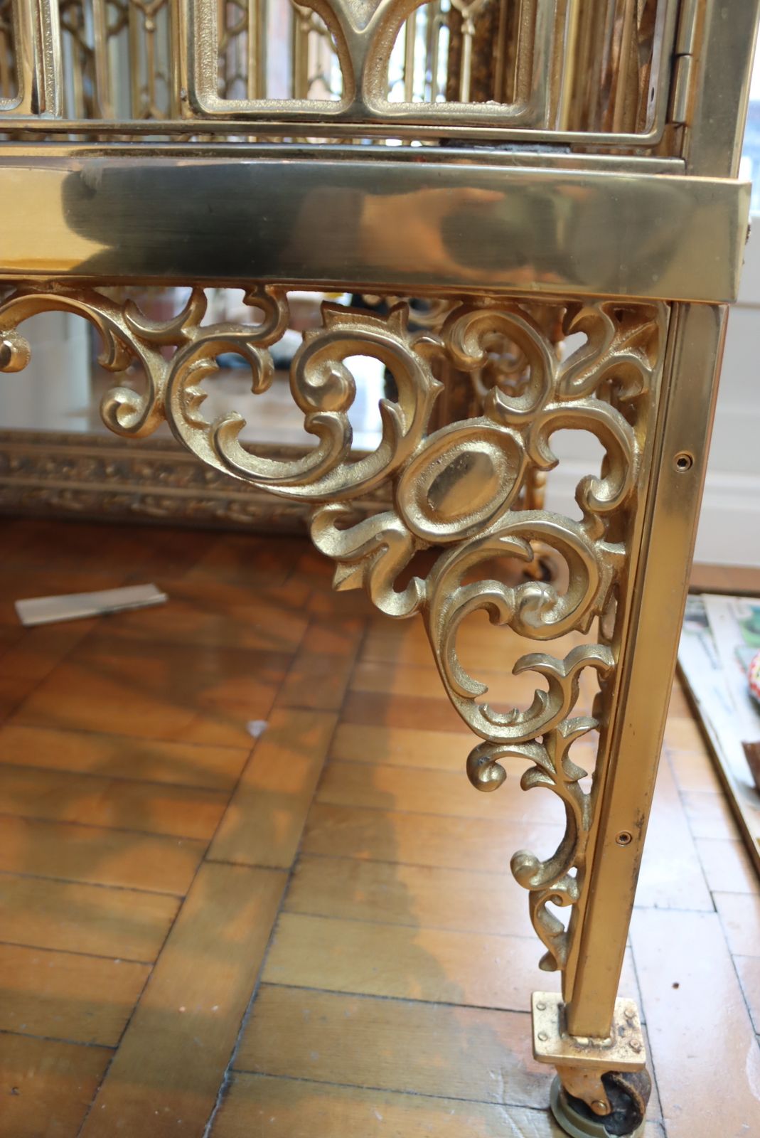5000.0 Substantial 24 Carat Plated Bird Cage photo