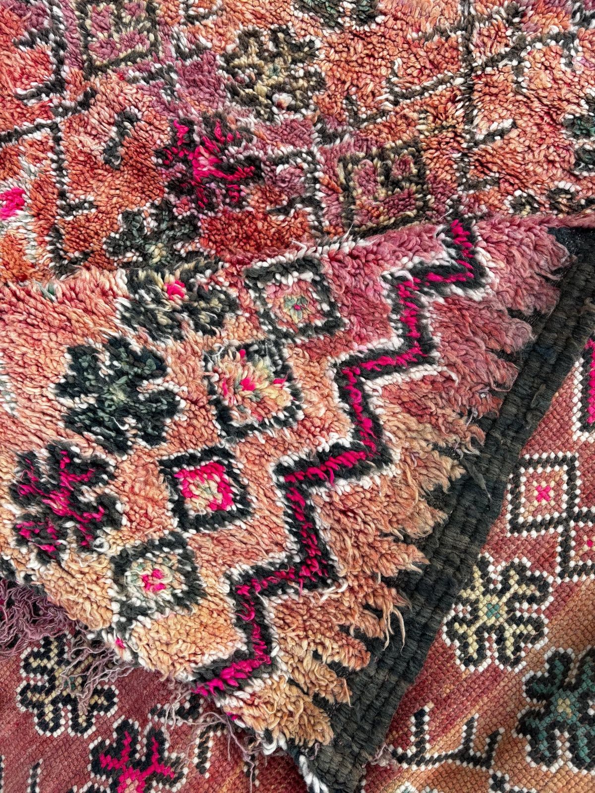 Boho Chic Moroccan Boujad Wool Rug 200x350 Cm  Handwoven Berber Carpet   Authentic Tribal Design photo Textiles