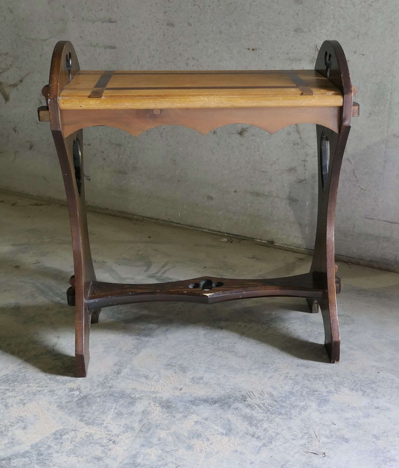 Arts And Crafts Oak Apprentice Piece, Window Seat photo vinterior