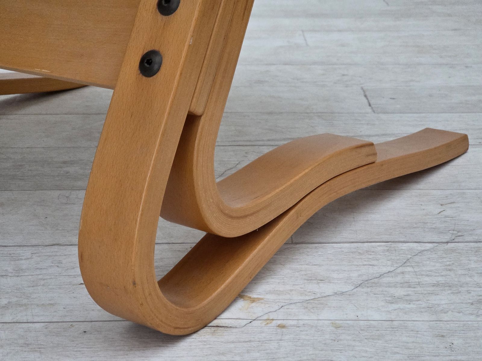 photo vintage 1970s, Norwegian Armchair, Model "Kengu", Furniture Leather.
