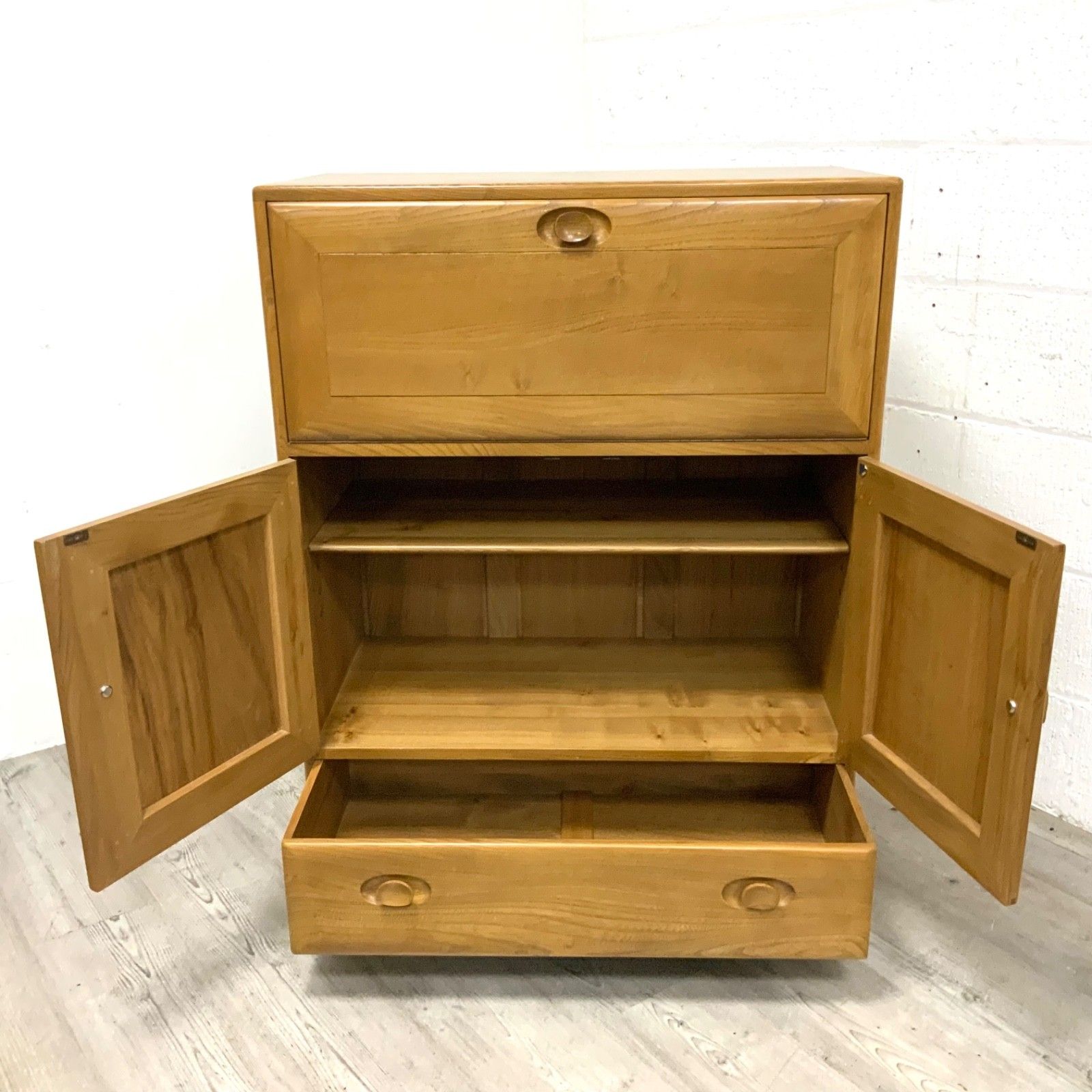 Vintage Mid Century Ercol Windsor Serving Cabinet Model 469 Blonde Elm 1960's photo for sale