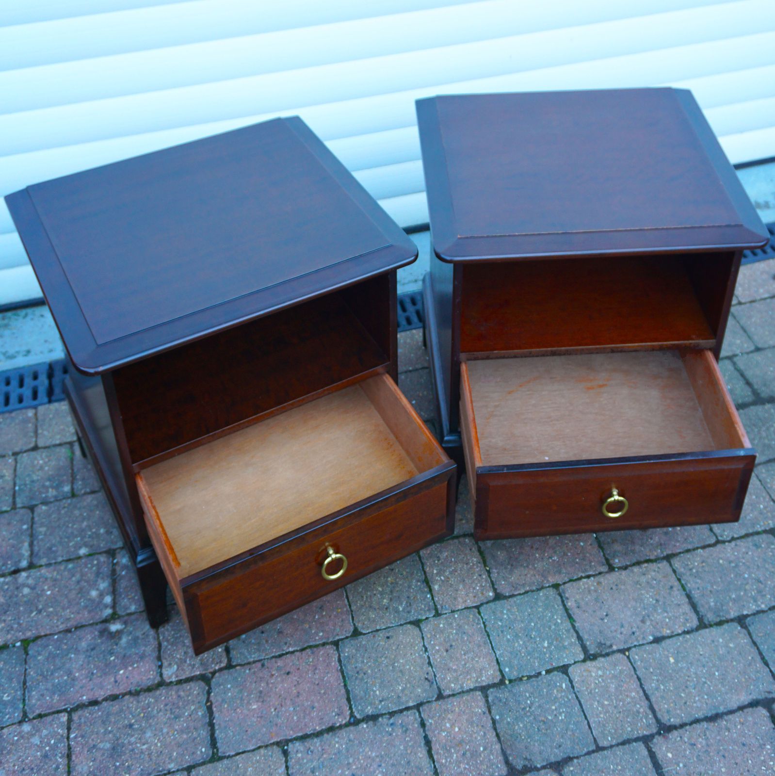 2x Stag Minstrel Pair Bedside Tables Original Rosewood Finish With Cubby & Drawer photo for sale