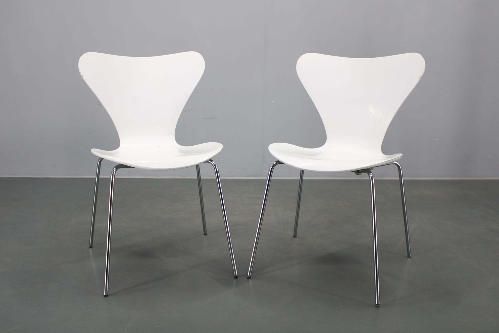 Pair Of Series 7 Chairs By Fritz Hansen, Denmark, 1970s photo for sale