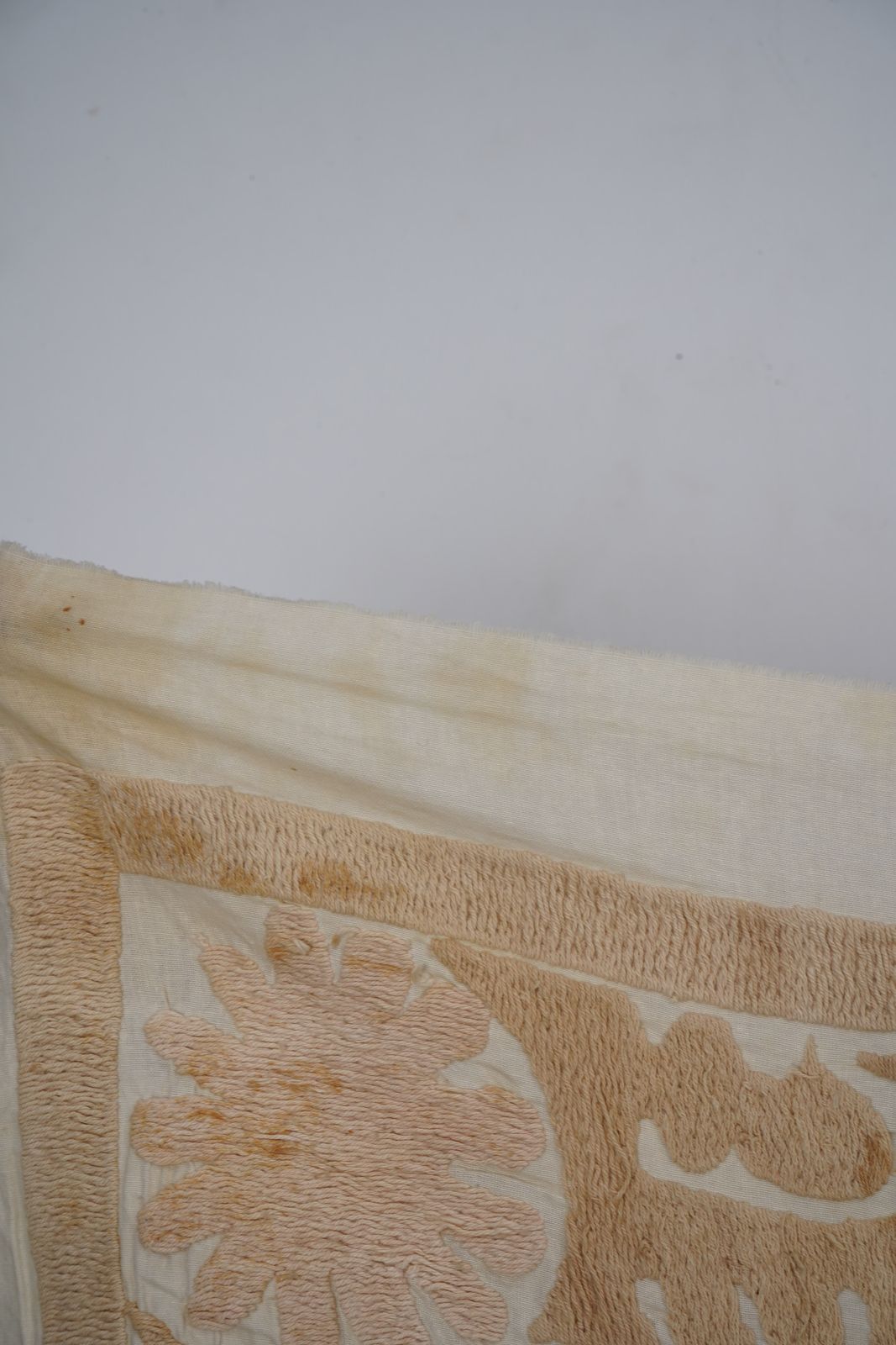 Minimal Neutral Suzani Textile, Beige Uzbek Table Cover Decor 4'4'' X 4'4'' photo 250.0