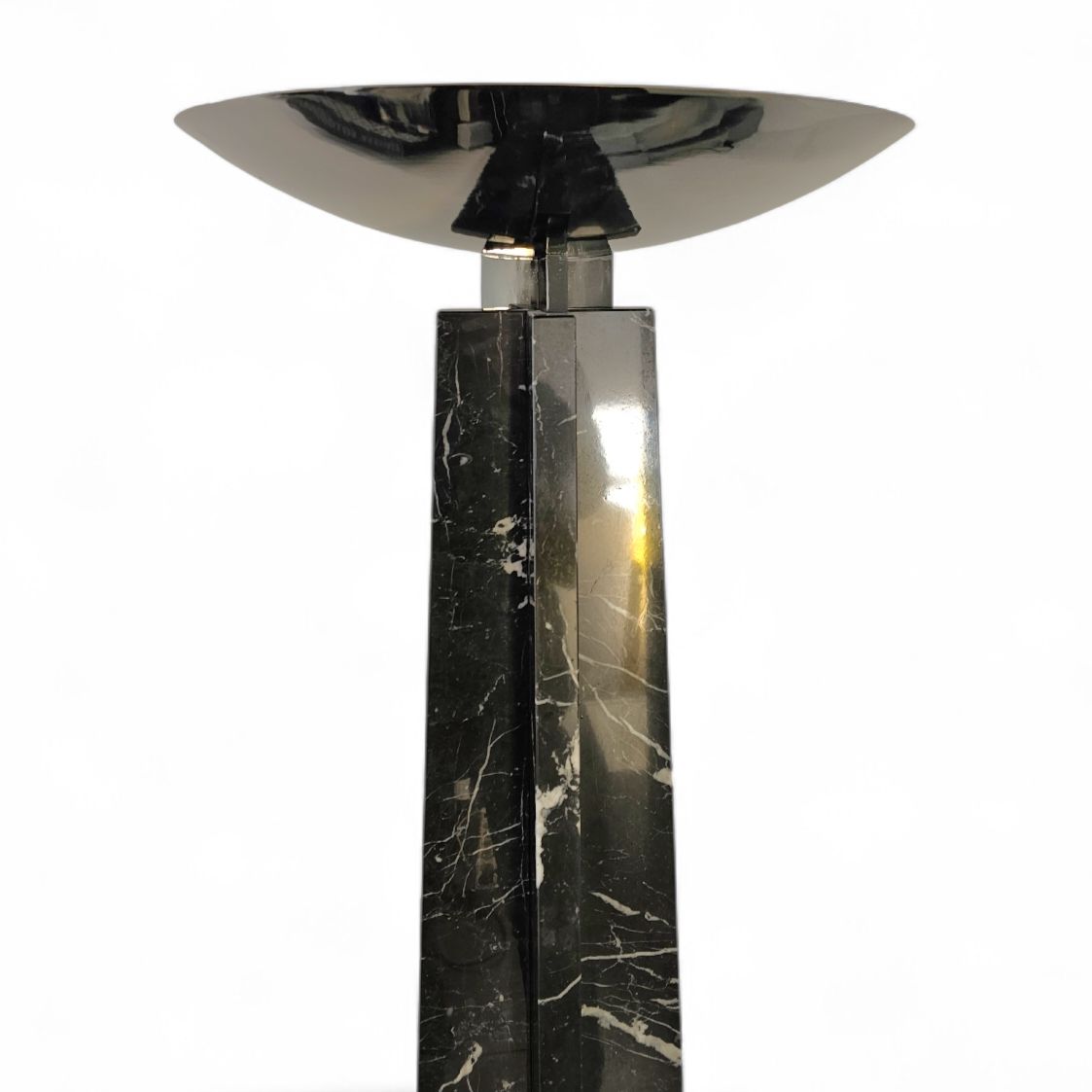 photo vinterior Wagneriana Marble Floor Lamp By Lella And Massimo Vignelli / 1980s