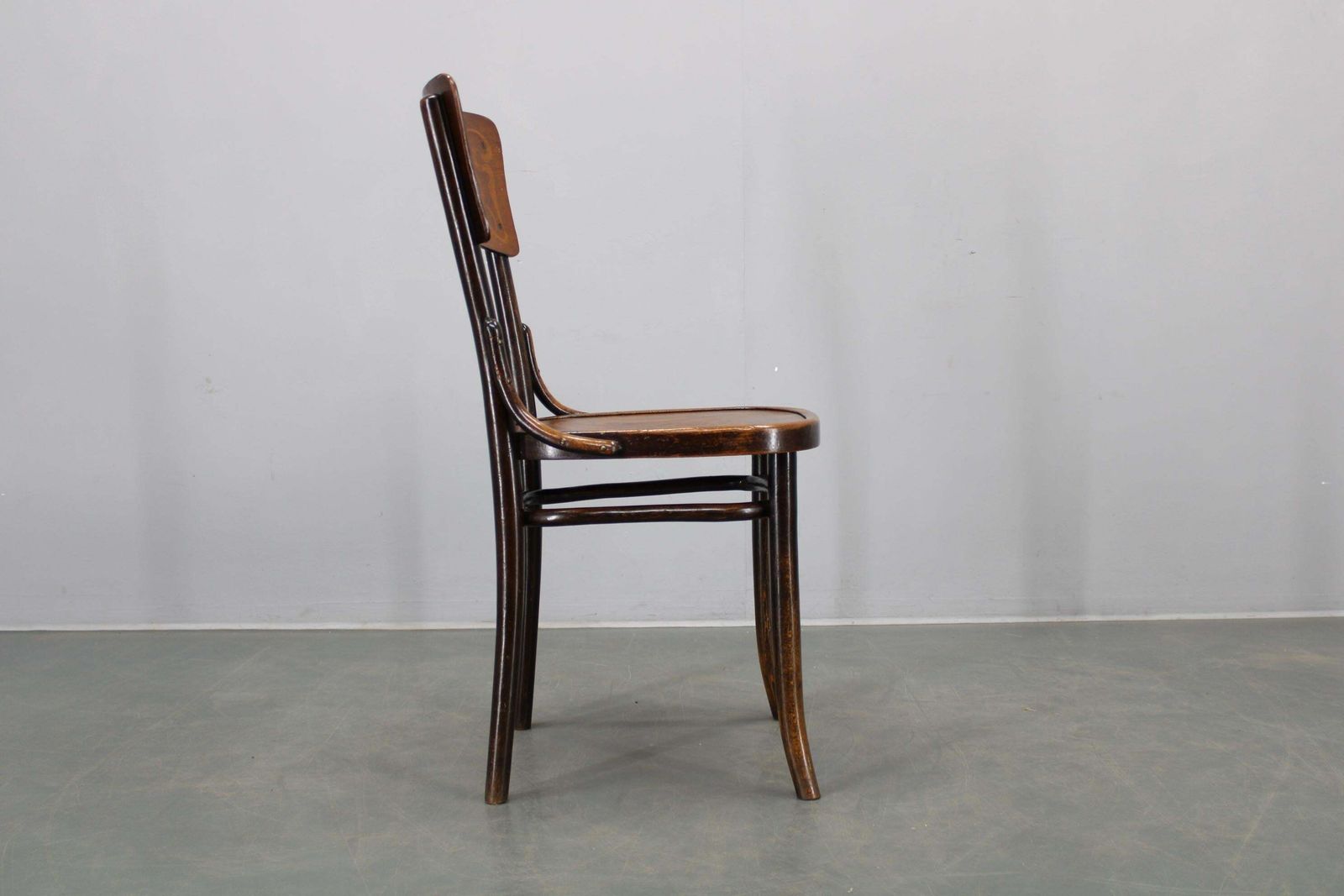 Pair Of Thonet Art Nouveau Bentwood Chairs, Czechoslovakia, 1920s photo 707.0