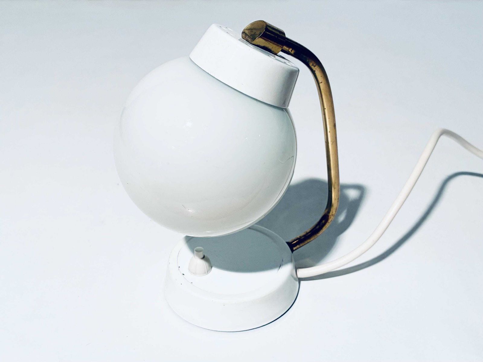 Mid Century White Table Bulb Lamp Glass / Elegant 1950s Vintage Decor photo vinterior