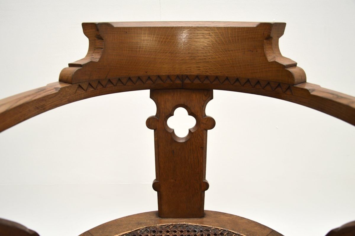 Antique Victorian Gothic Revival Solid Oak Swivel Desk Chair photo vinterior